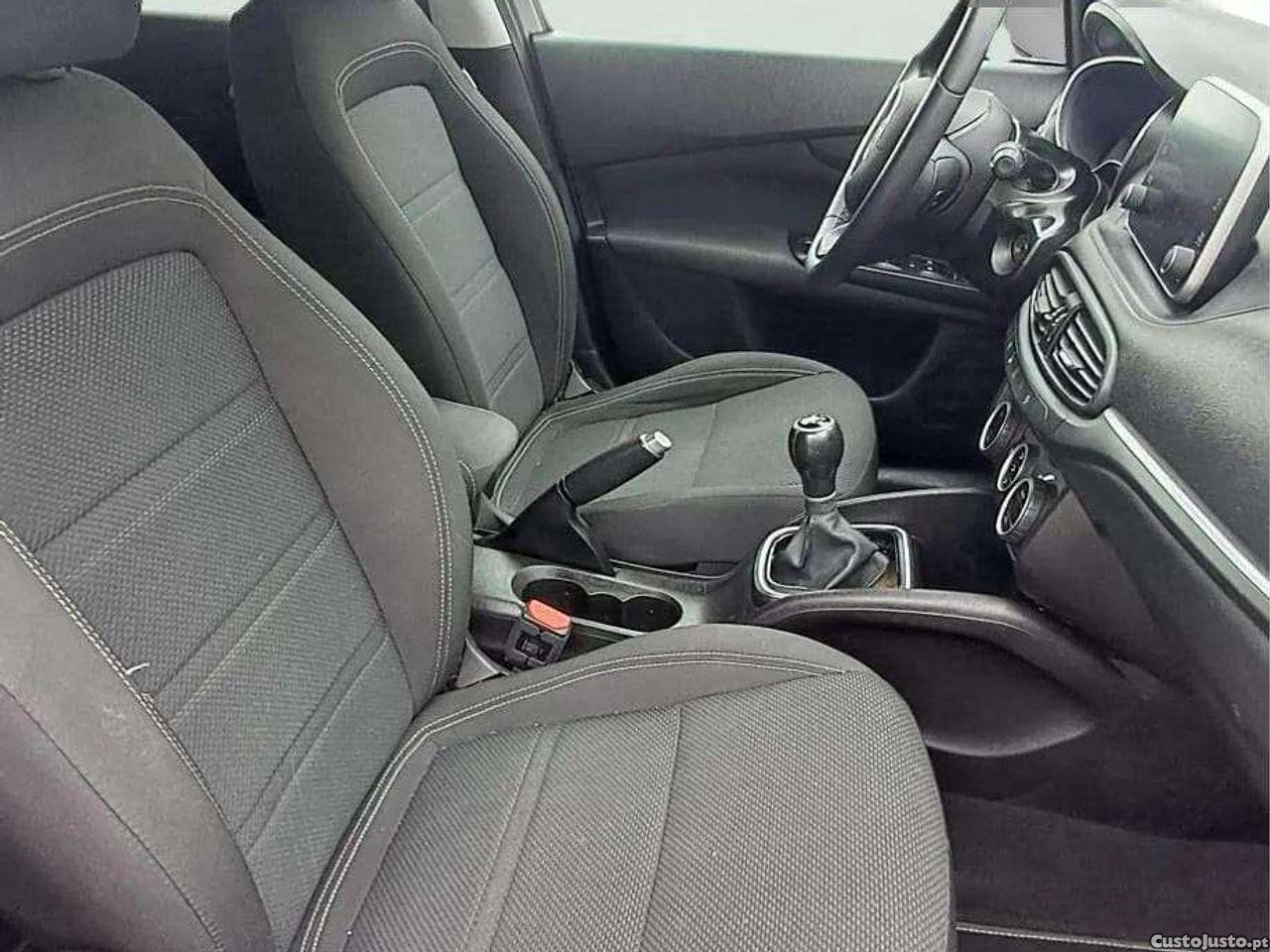 Fiat Tipo 1.3 M-Jet Lounge — fotografia 2