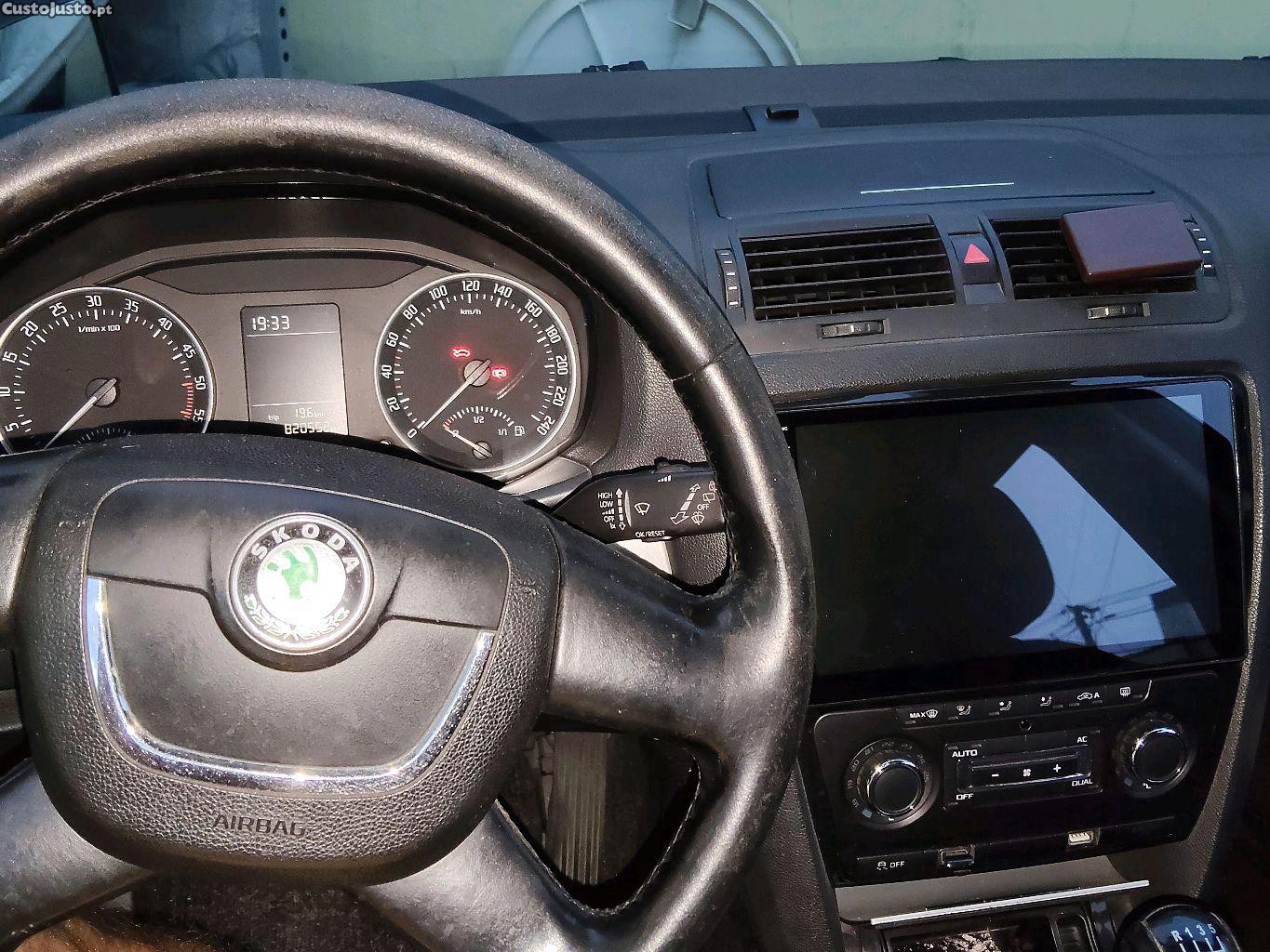 Skoda Octavia 1.6 TDI — photo 5