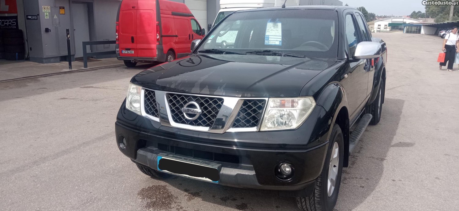 Nissan Navara 2.5 — fotografia 11