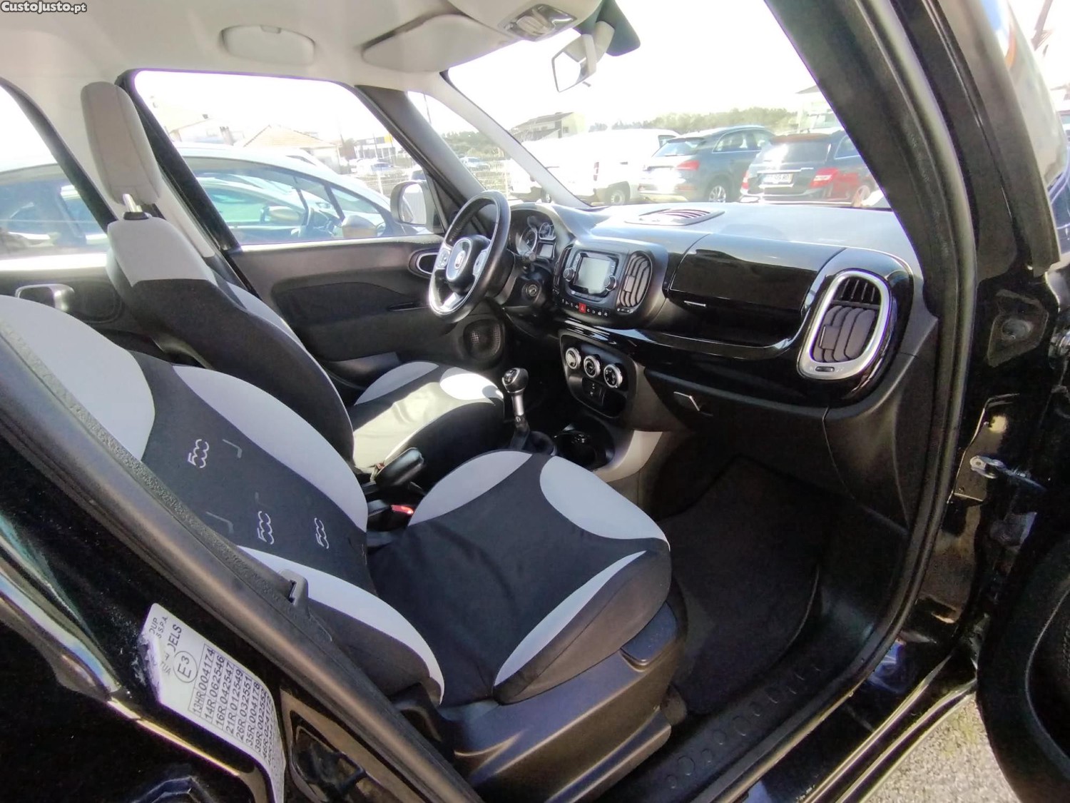 Fiat 500L 1.3cdti — fotografia 2