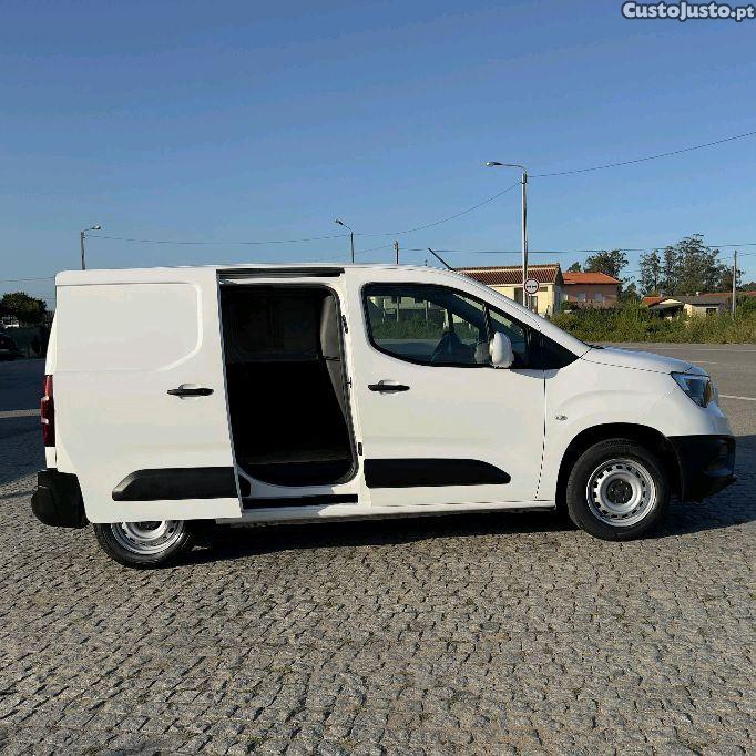 Opel Combo 3 Lugares — photo 5