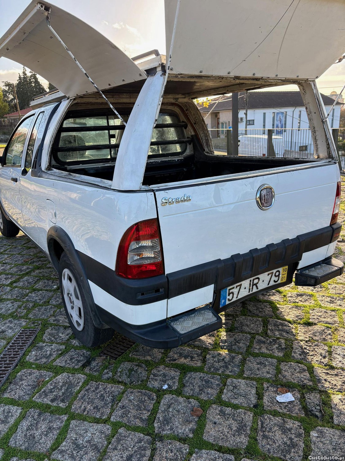 Fiat Strada Pick up com Caixa 1.3 CDTI 85cv — fotografia 13