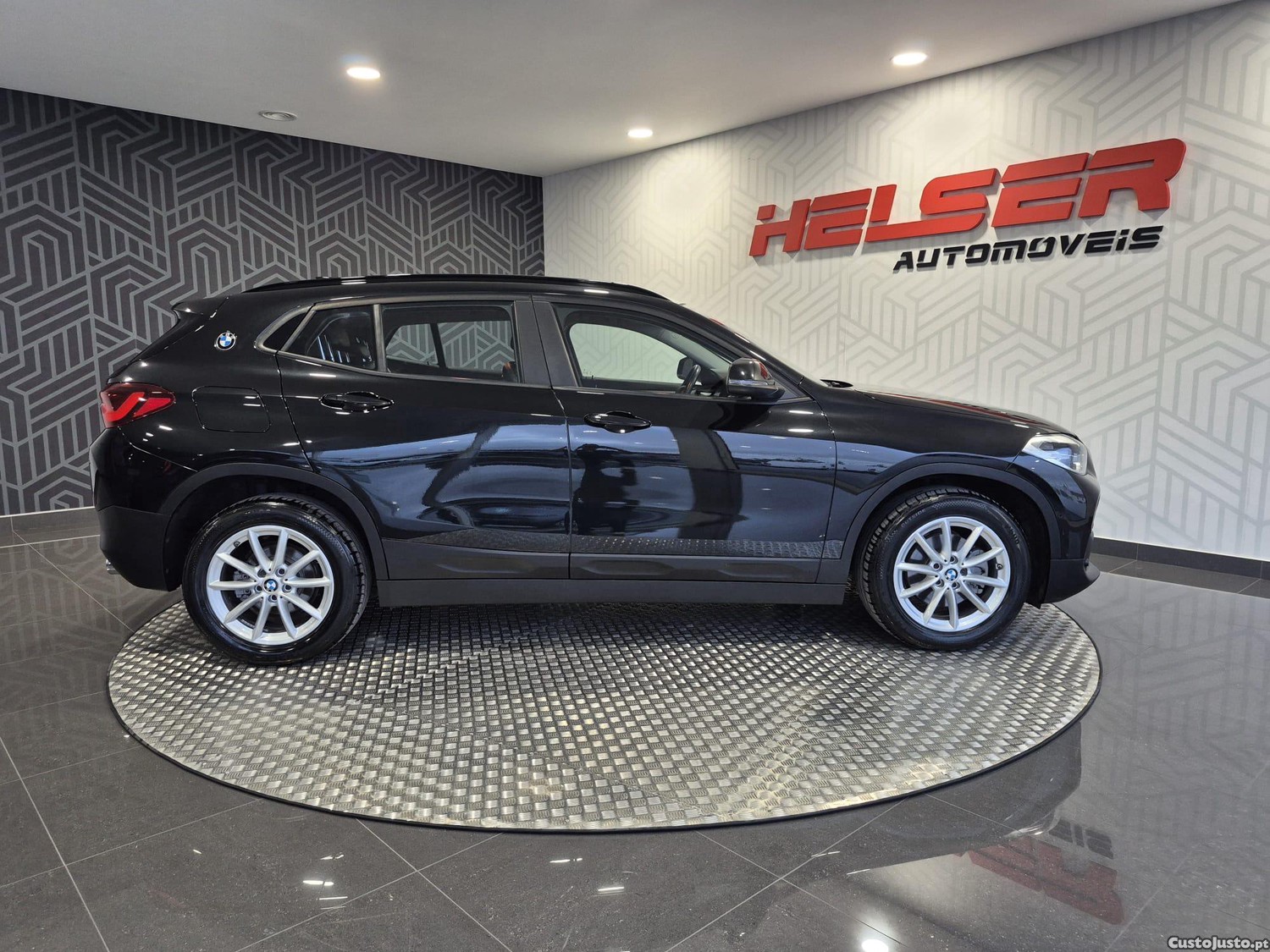 BMW X2 18 d sDrive Auto — fotografia 5