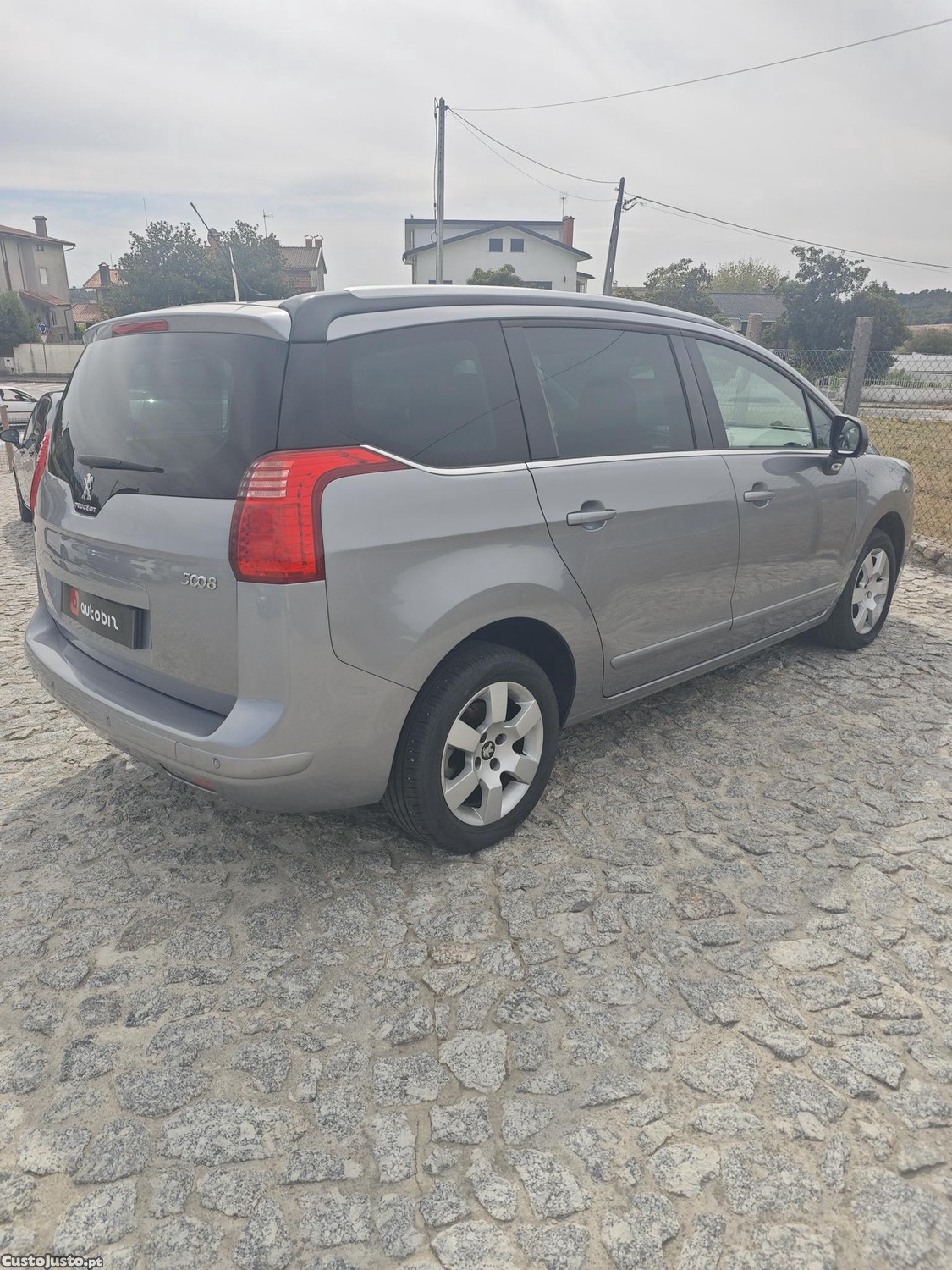 Peugeot 5008 Allure — photo 5
