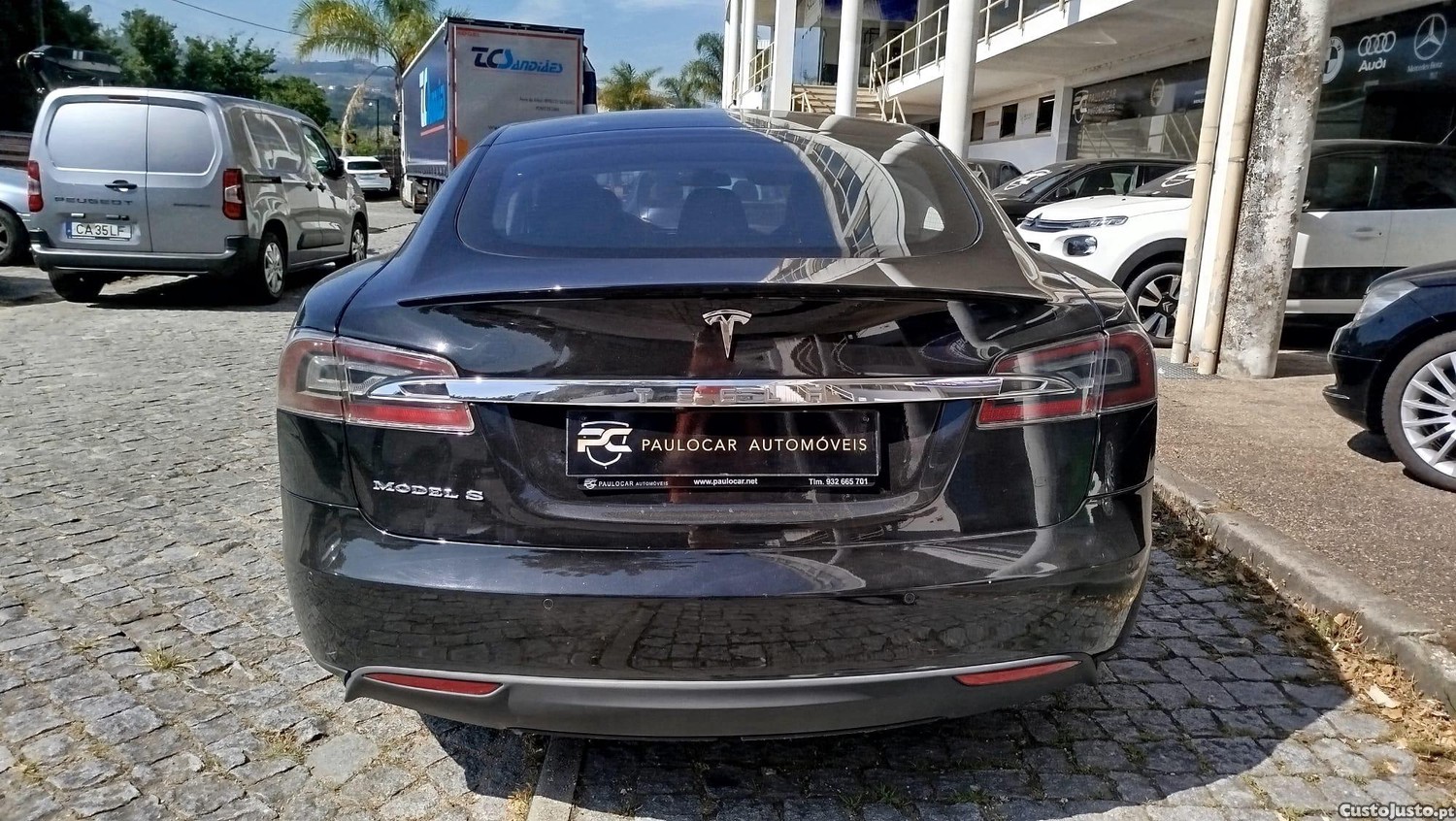 Tesla Model S 85 — fotografia 7