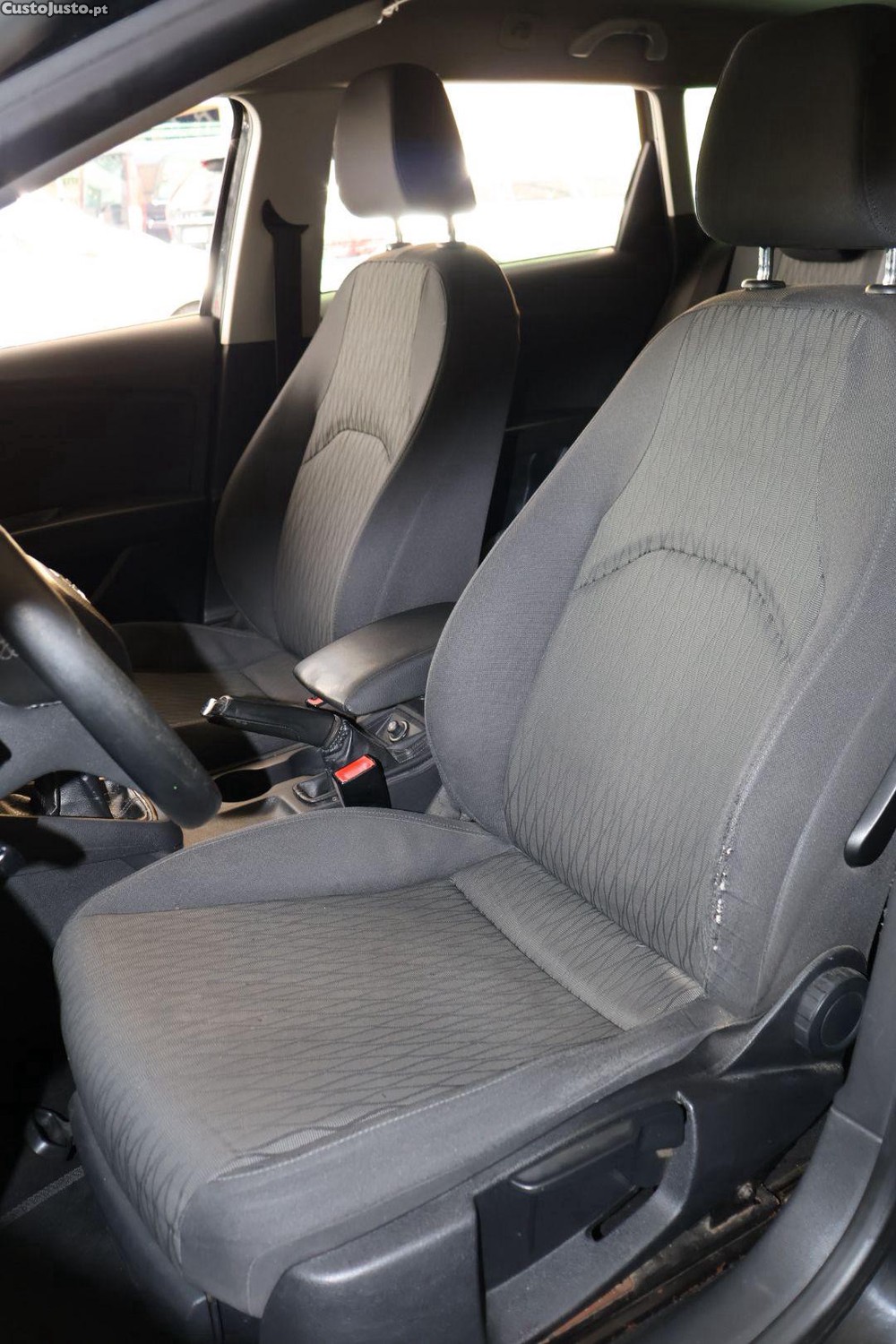 SEAT Leon 1.6 Tdi ST — fotografia 6