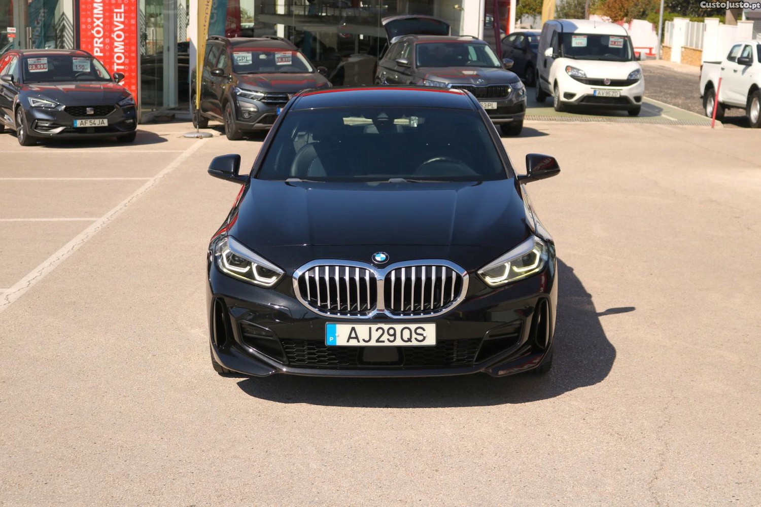 BMW 116 d Corporate Edition M - 21 foto 3