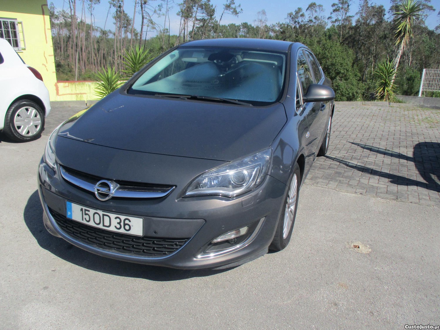 Opel Astra 1700 cdti 125 cv — fotografia 3