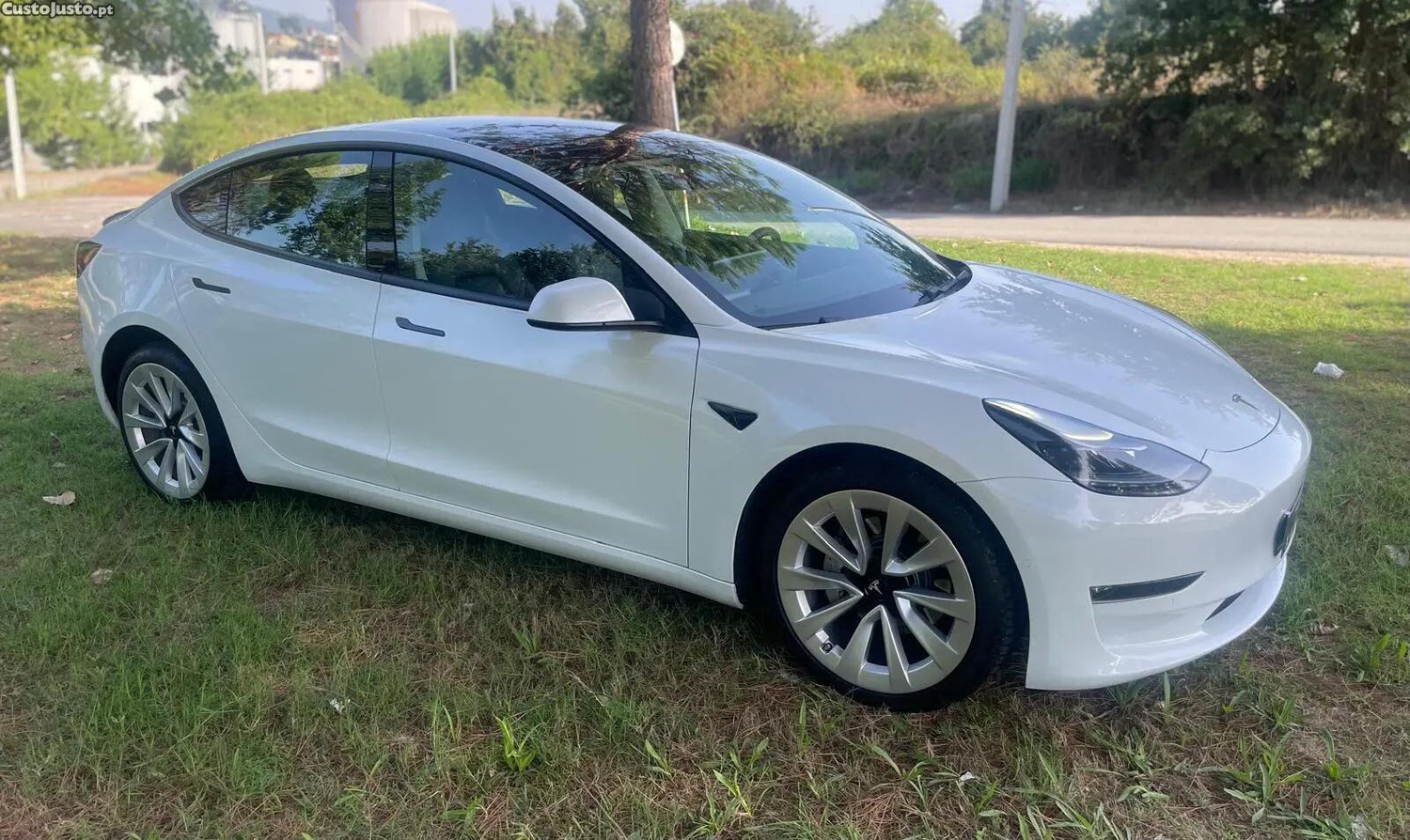 Tesla Model 3 Long Range Tração Integral — fotografia 16