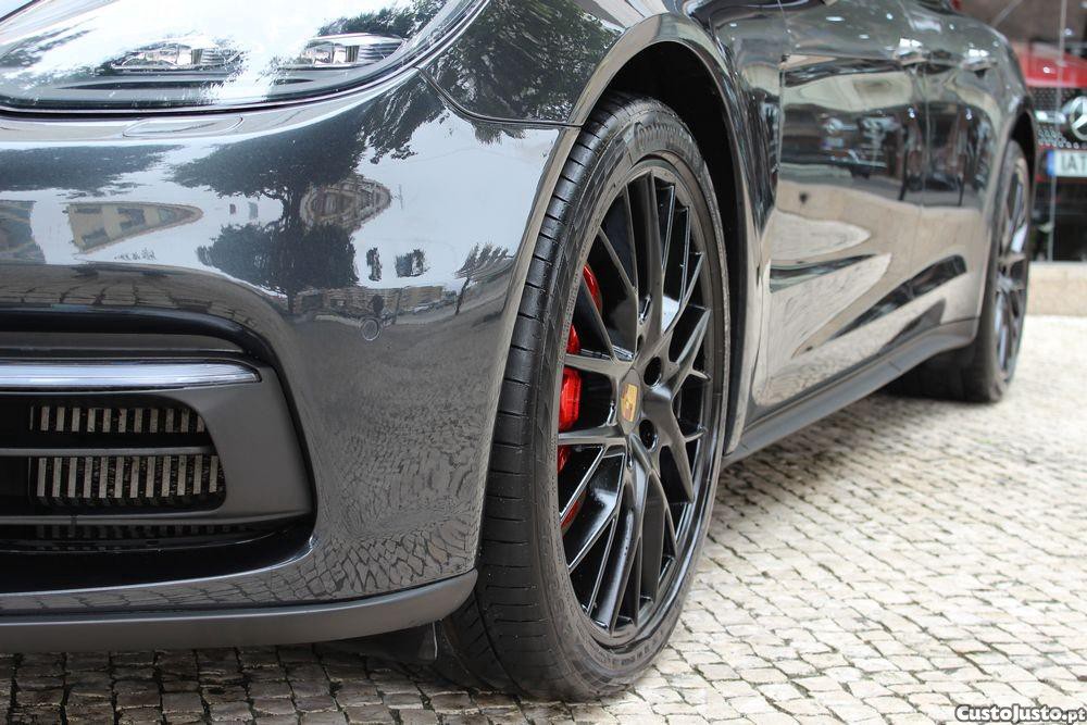 Porsche Panamera 4 S — fotografia 14