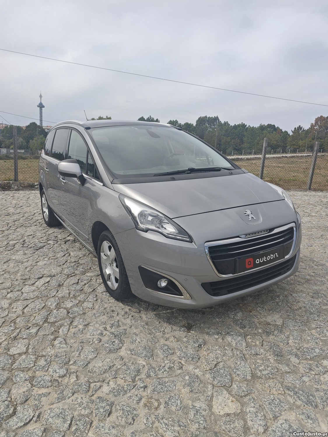 Peugeot 5008 Allure — photo 2