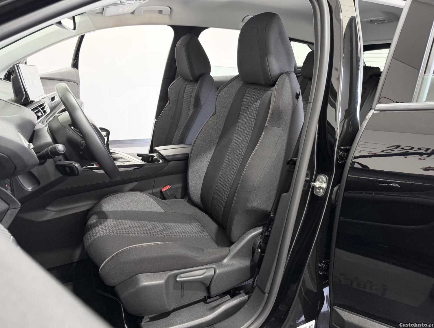 Peugeot 3008 1.5 BLUEHDI ACTIVE 130CV - NACIONAL - — fotografia 10