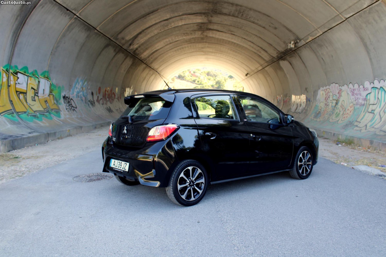 Mitsubishi Space Star Intense Connect Edition — fotografia 9