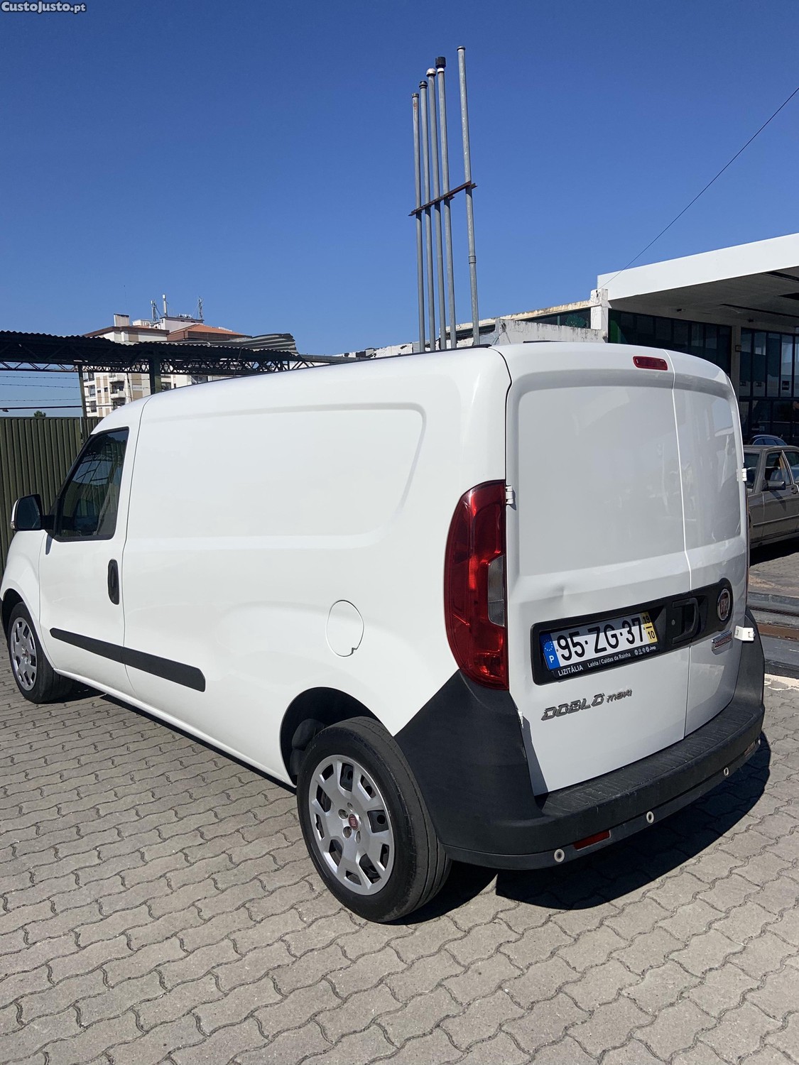 Fiat Doblo 1.3 multijet — fotografia 7