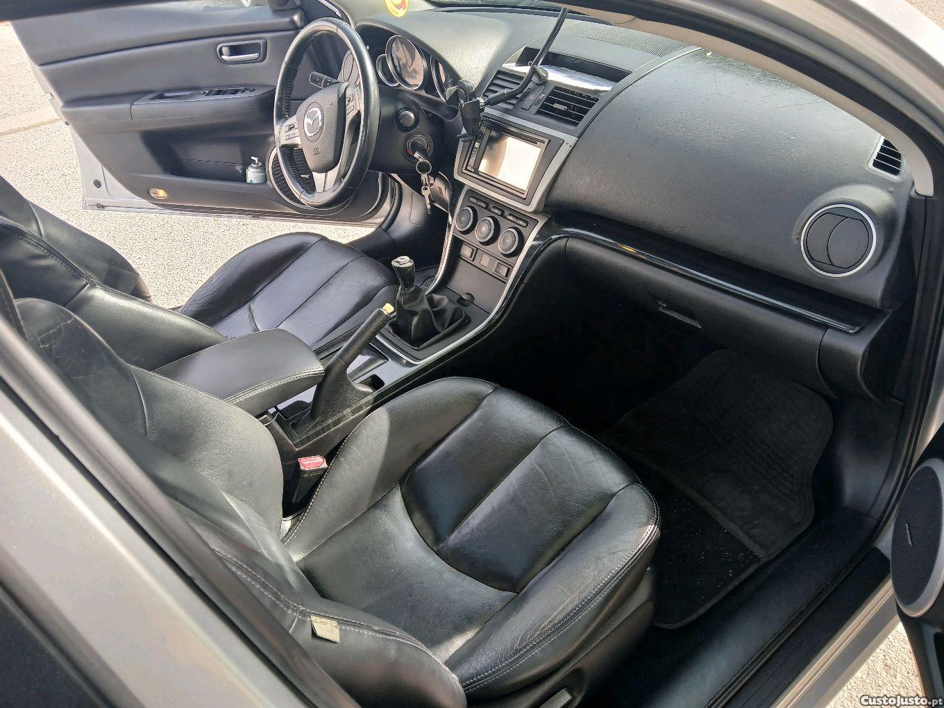 Mazda 6 2000c.c 140cv Bose — fotografia 9