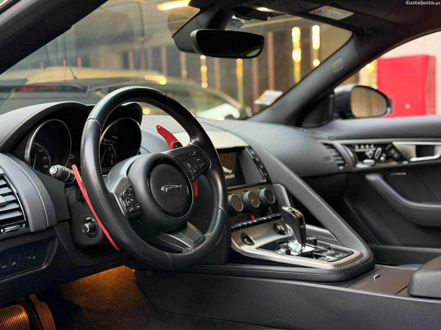 Jaguar F-Type 3.0 V6 S/C Auto — fotografia 6