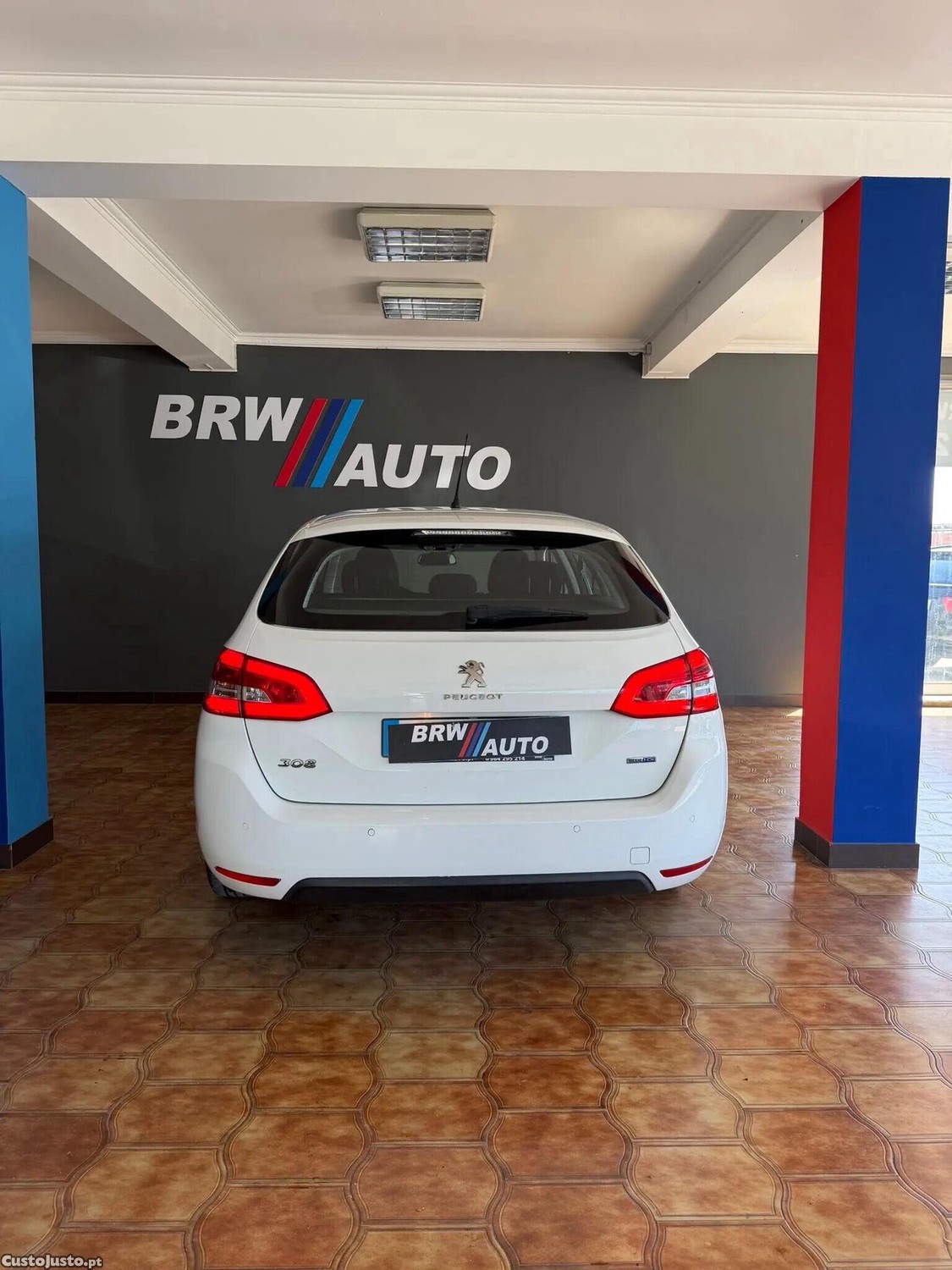 Peugeot 308 BlueHDi 100 Stop & Start Nível 1 Business-Line — fotografia 17