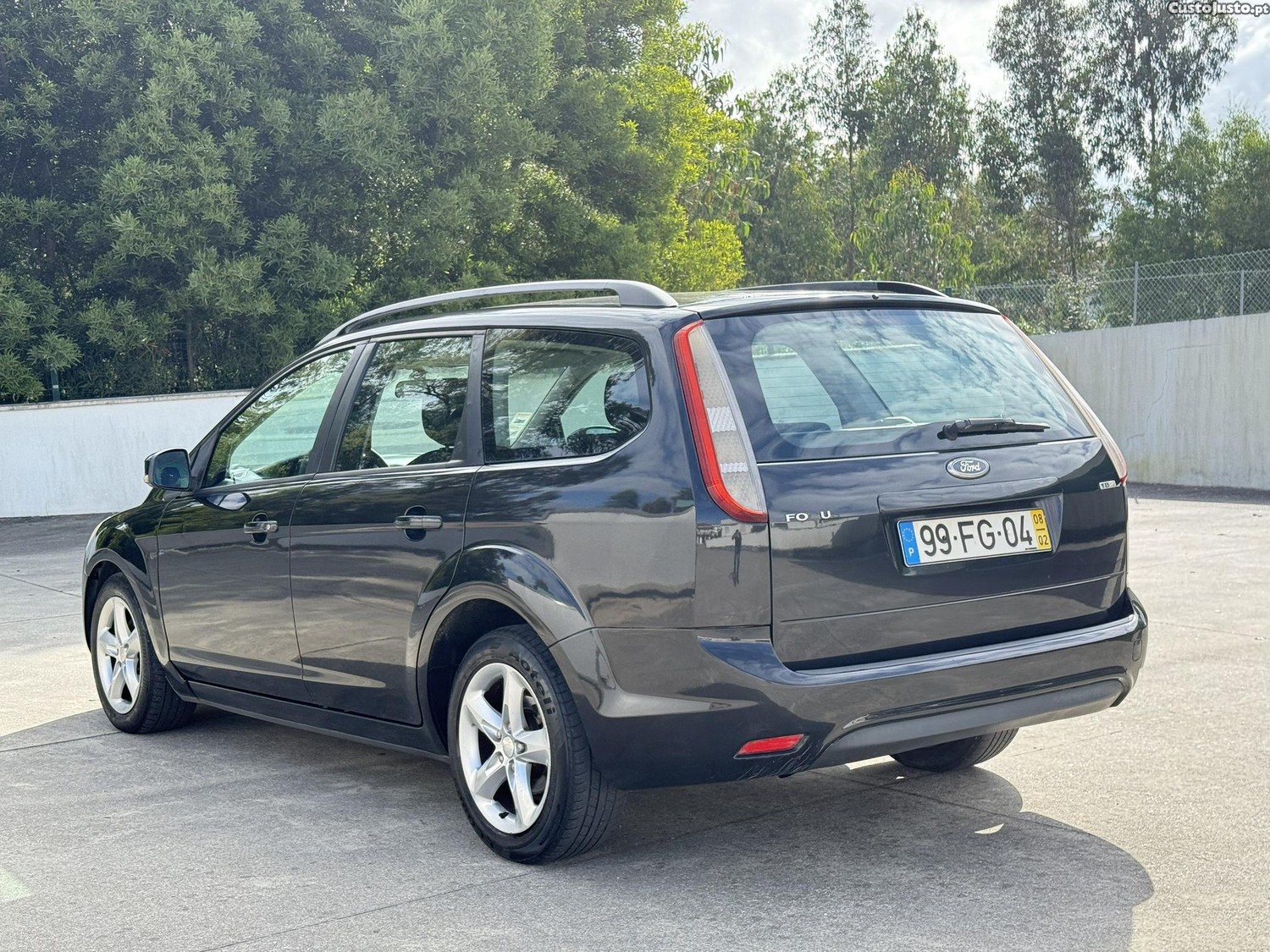 Ford Focus 1.6 TDCI de 2008 — fotografia 15