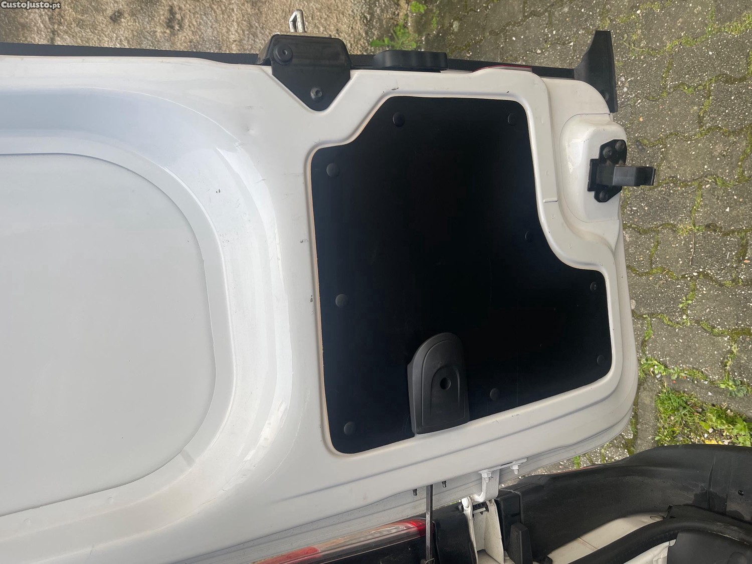 Renault Kangoo 3 portas - 17 — photo 2