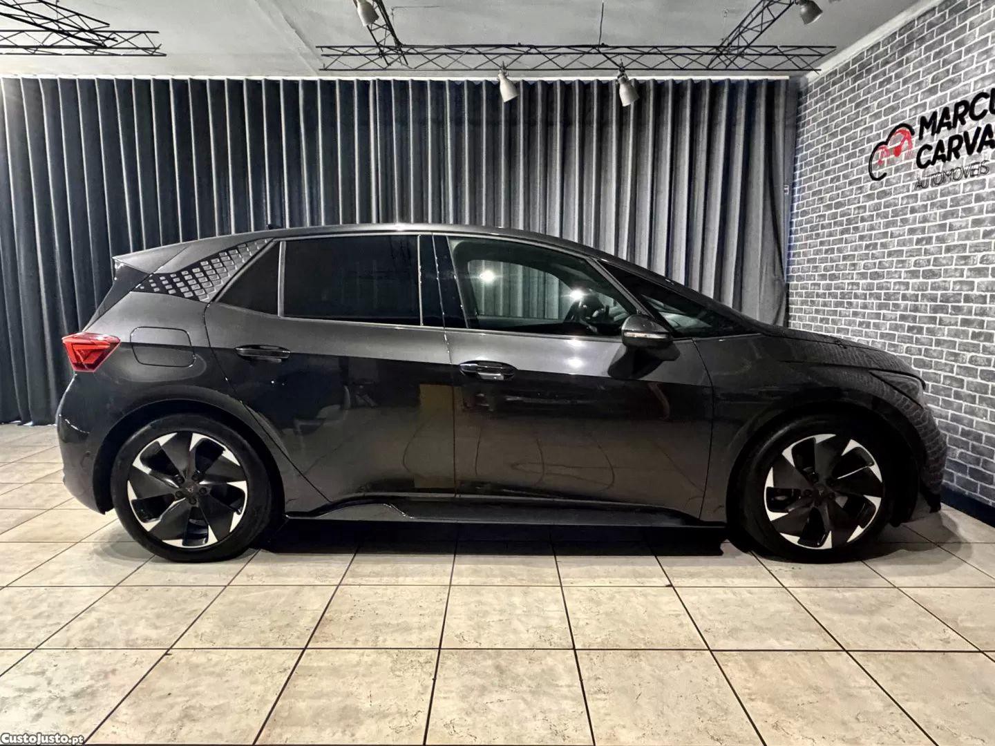 CUPRA Born 58 kwh e-boost plus — fotografia 12