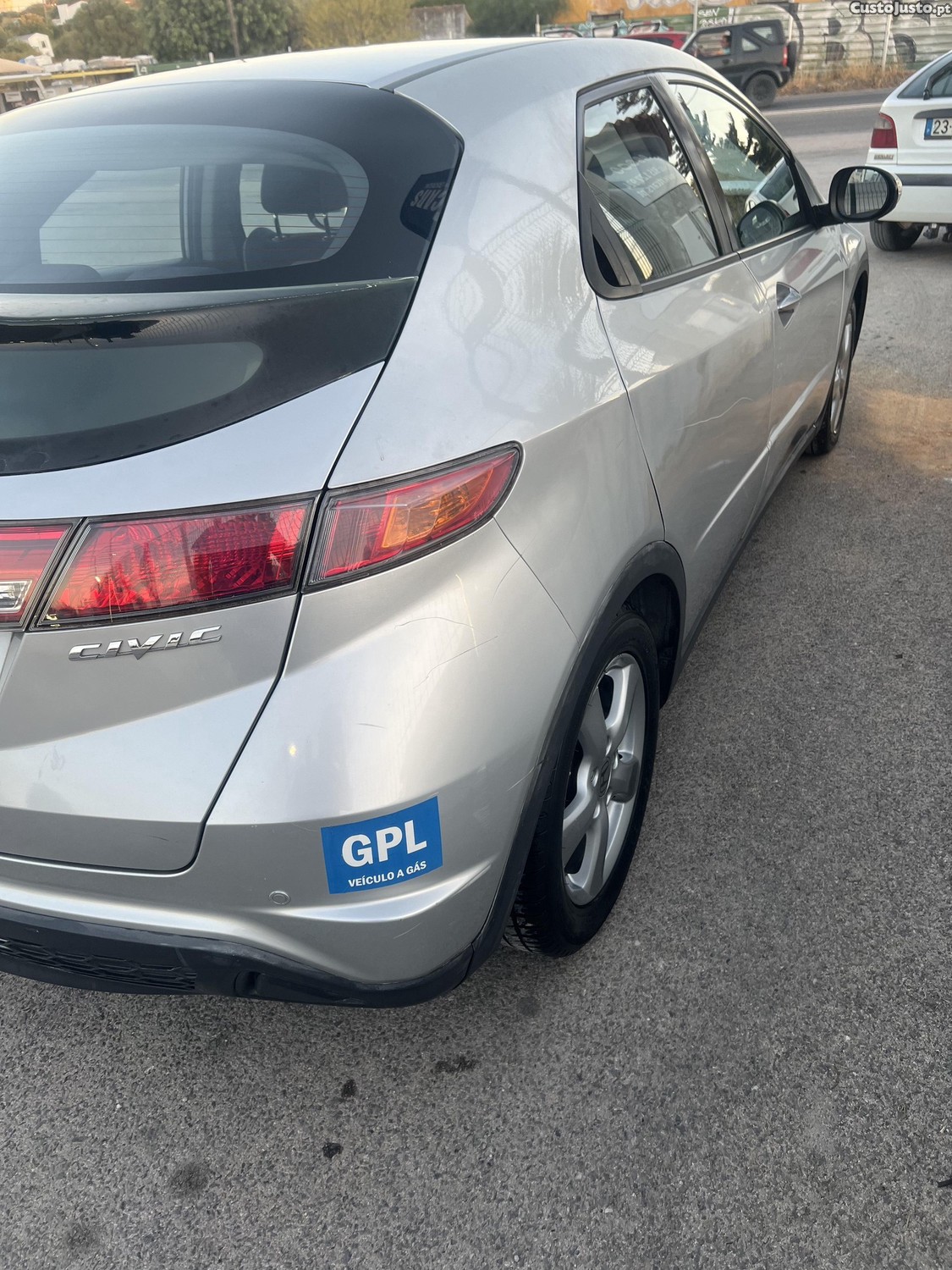Honda Civic 1.4 — fotografia 9