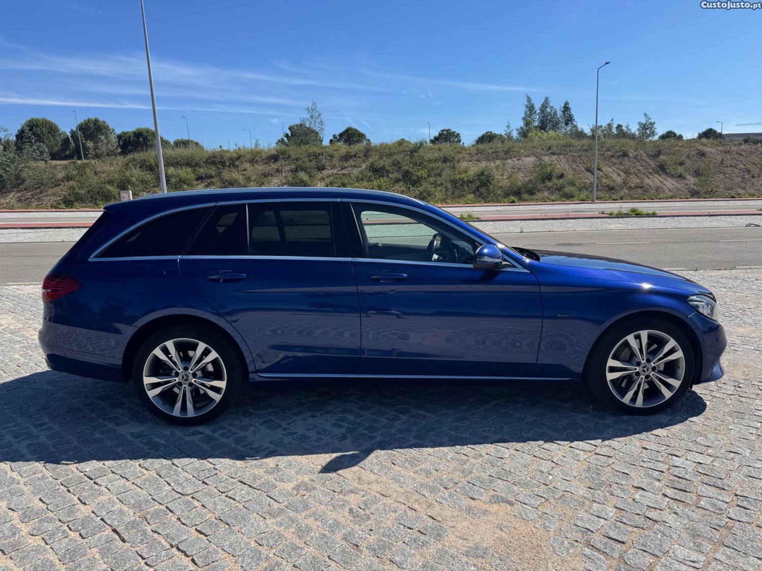 Mercedes-Benz C 300 C300de Avantgarde — fotografia 9