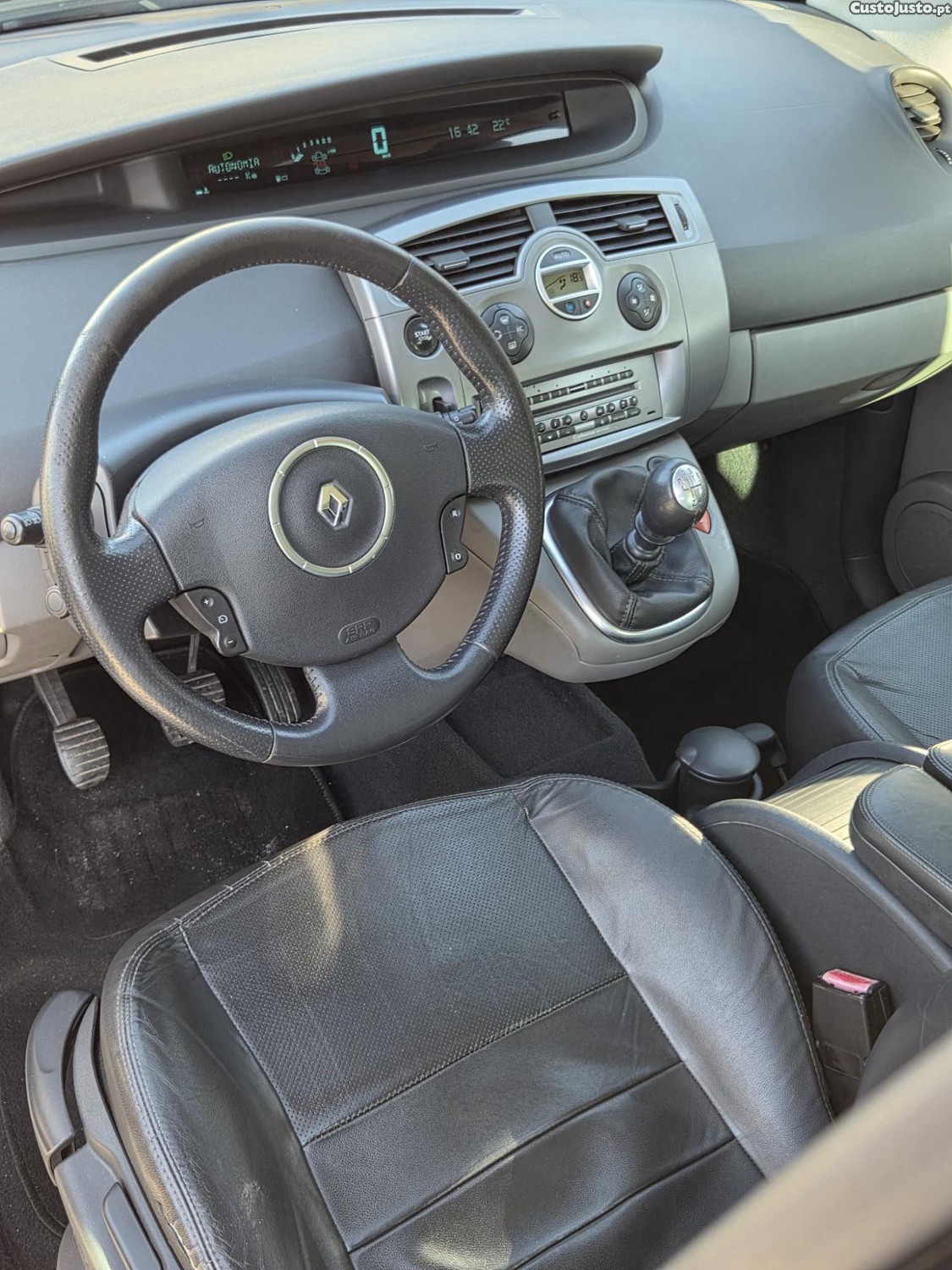 Renault Mégane Scenic — fotografia 3