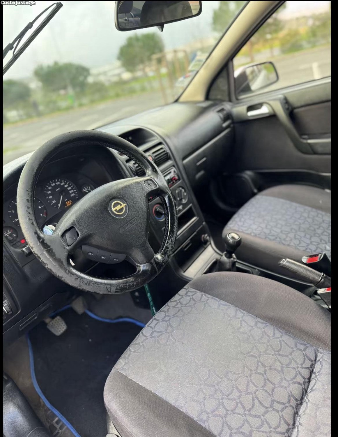Opel Astra 1.4 100 — fotografia 6