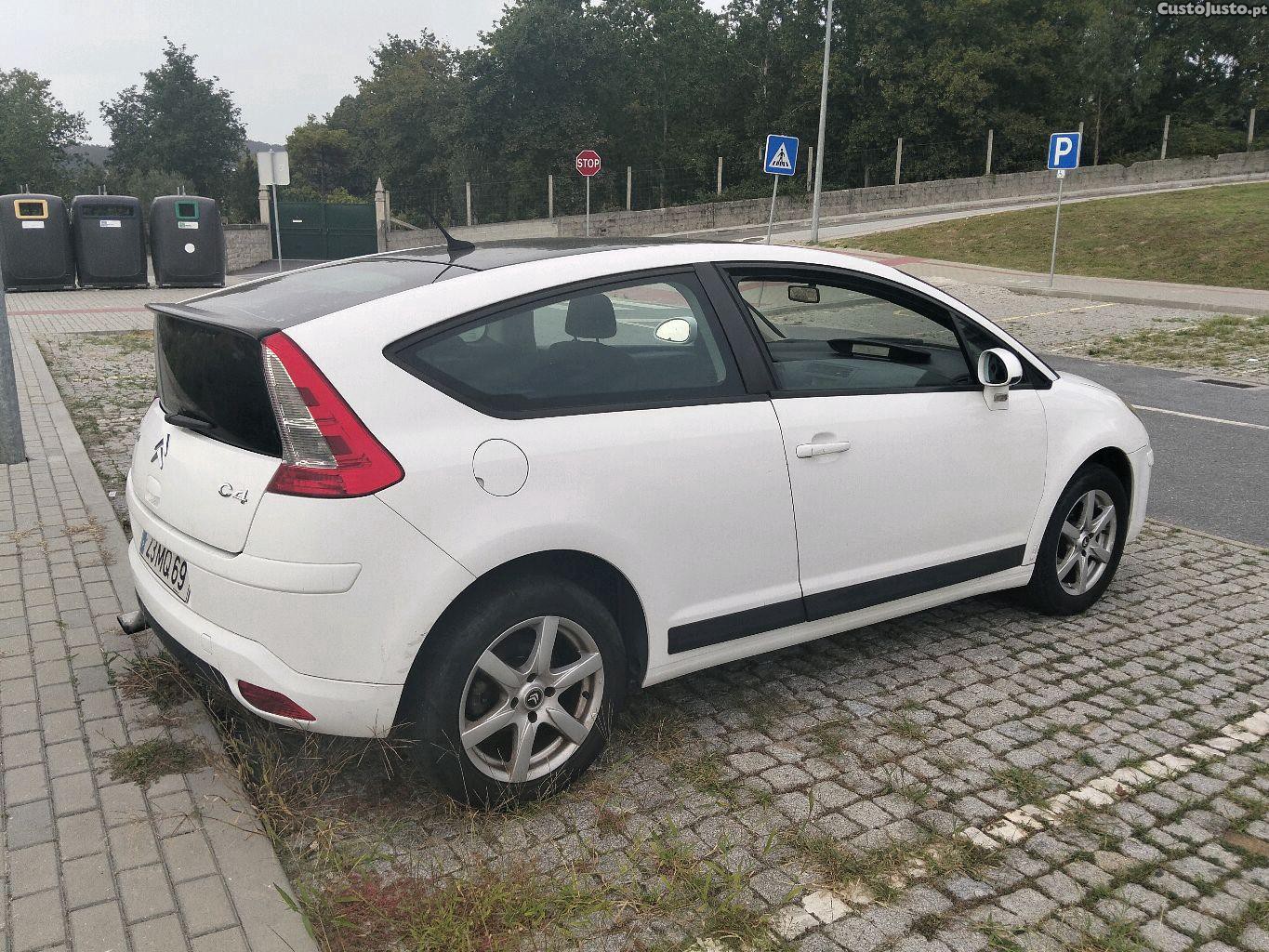 Citroën C4 Coupé 5 lugares 1.6 HDi - 08 foto 5