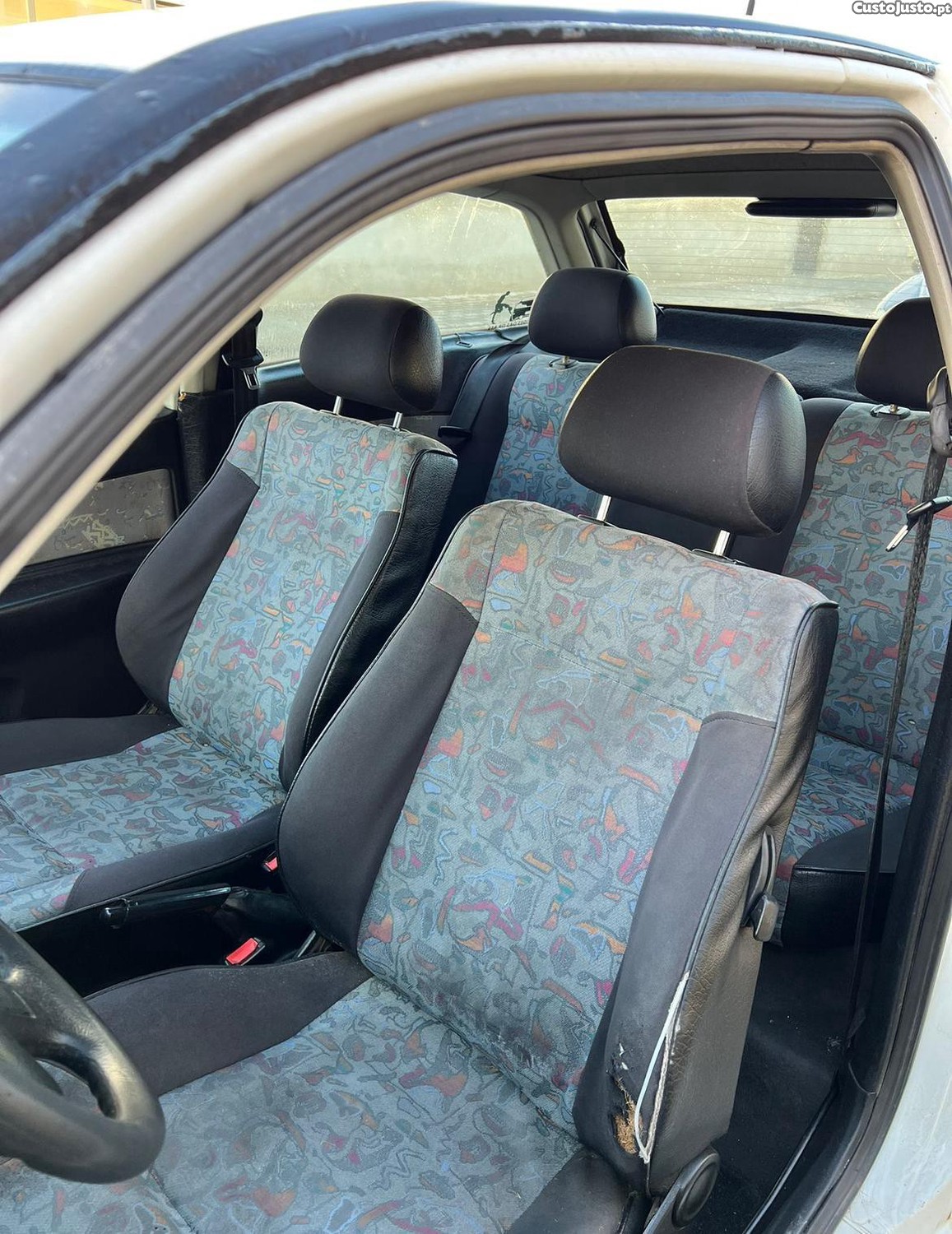 Seat Ibiza 1.9 turbo diesel 5lugares — photo 4