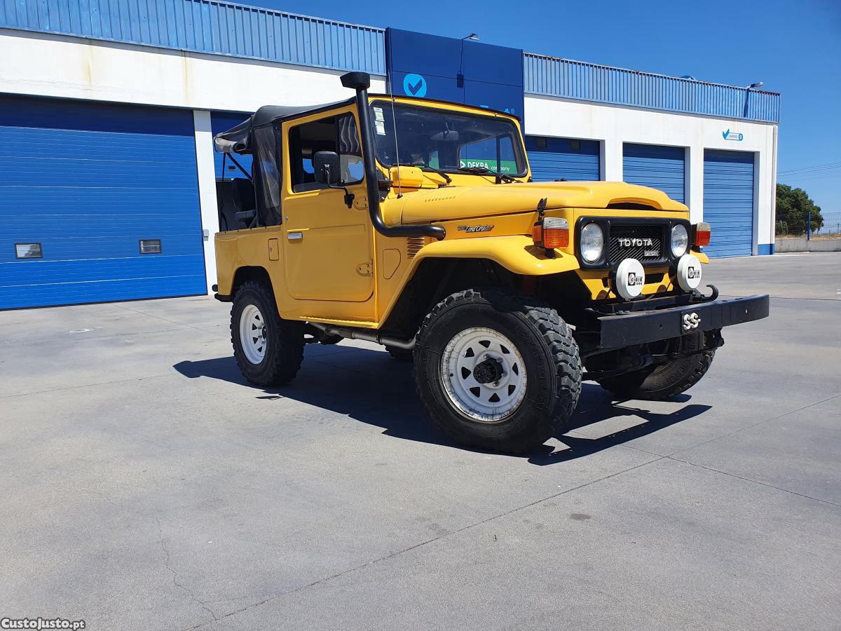 Toyota Land Cruiser BJ40 foto 5