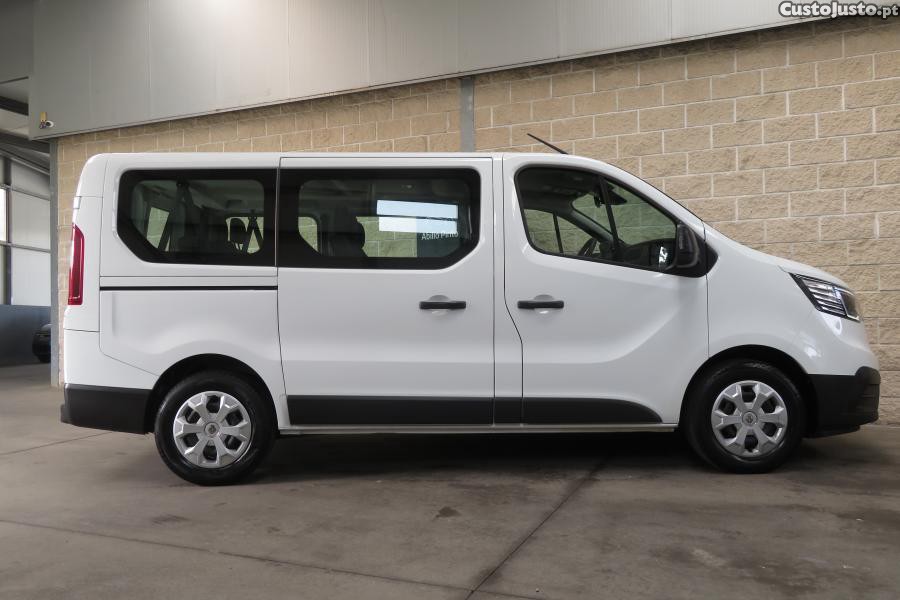 Renault Trafic 2.0 Blue dCi L1 Inte — fotografia 6