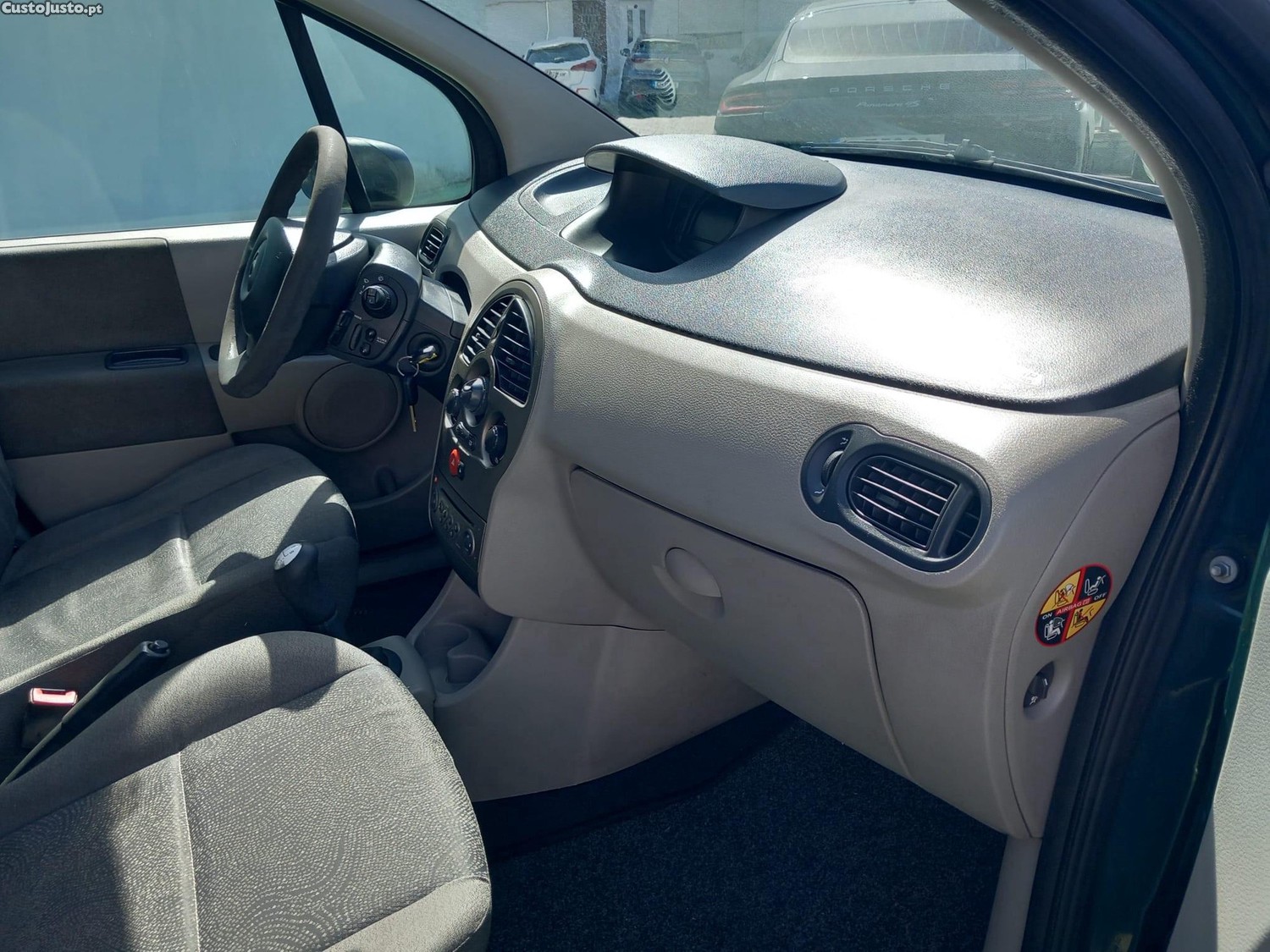 Renault Modus 1.2 Confort — fotografia 12