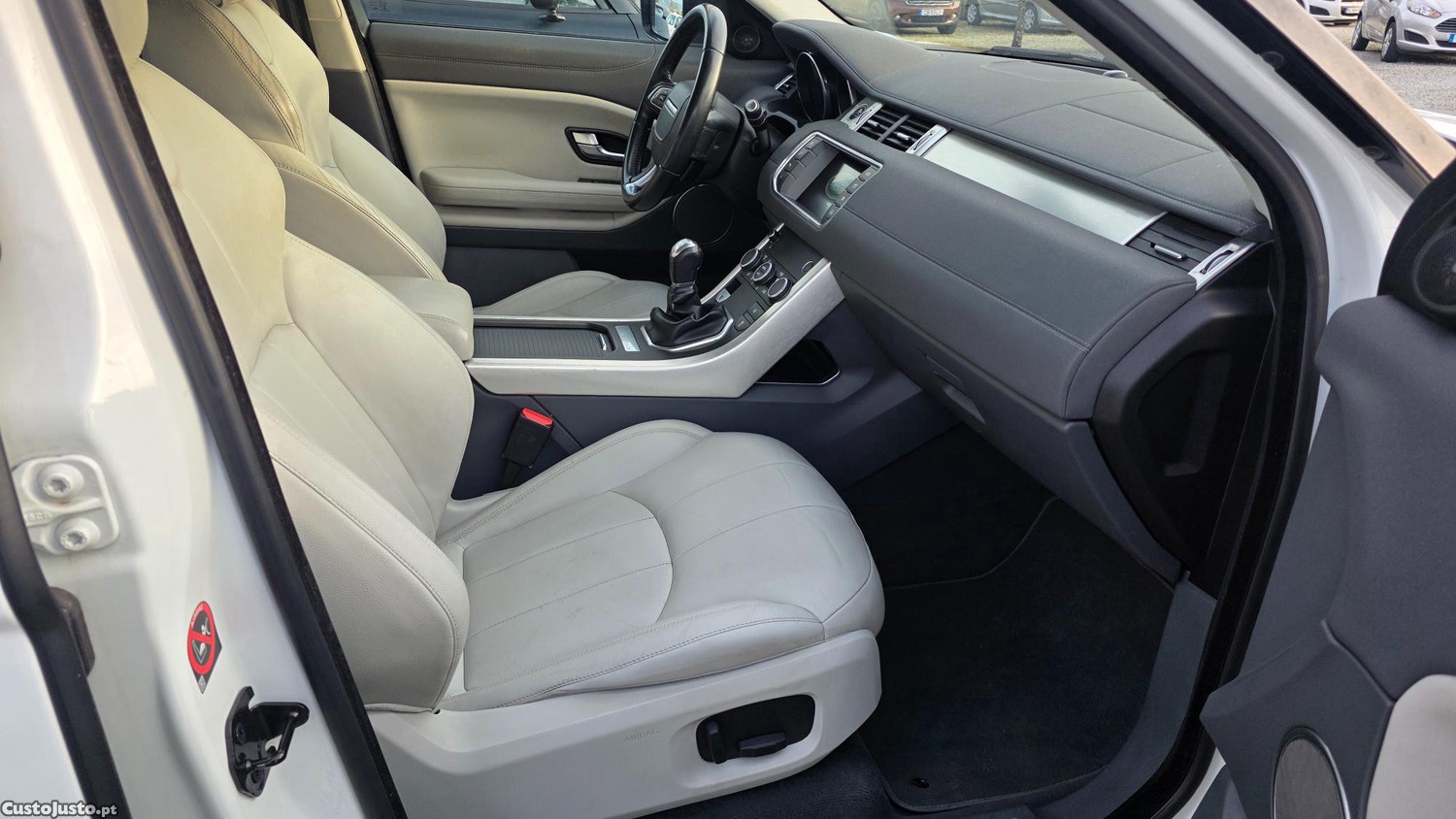Land Rover Evoque 2.0 TD4 150cv — fotografia 3