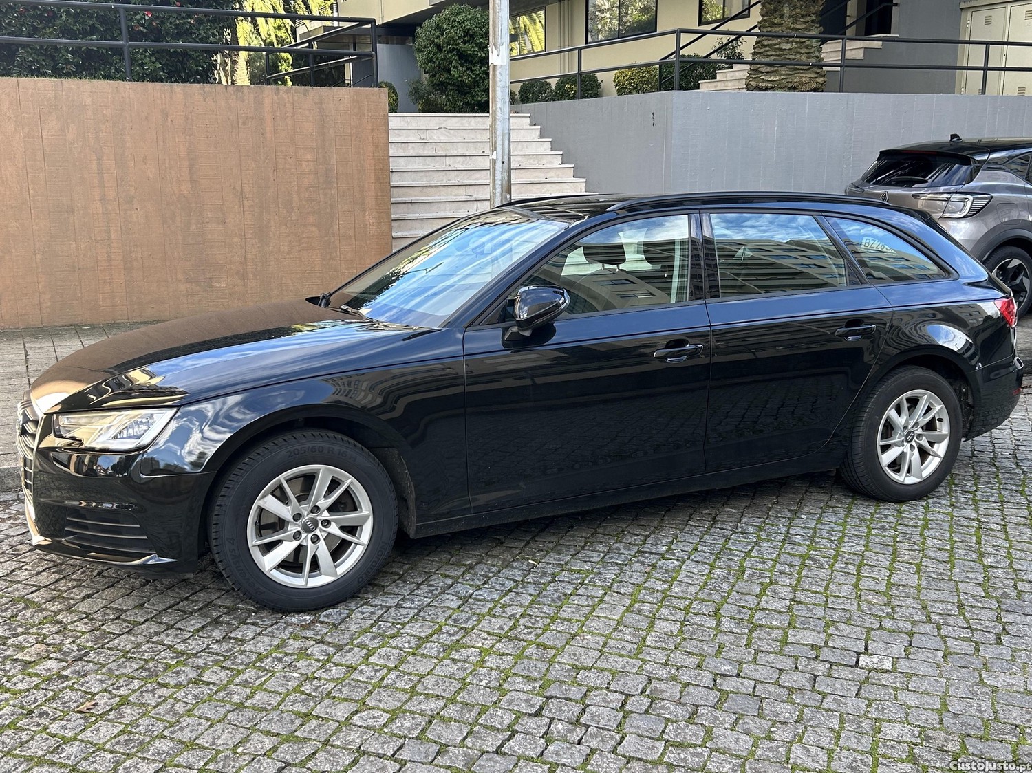 Audi A4 Avant - 16 — photo 3