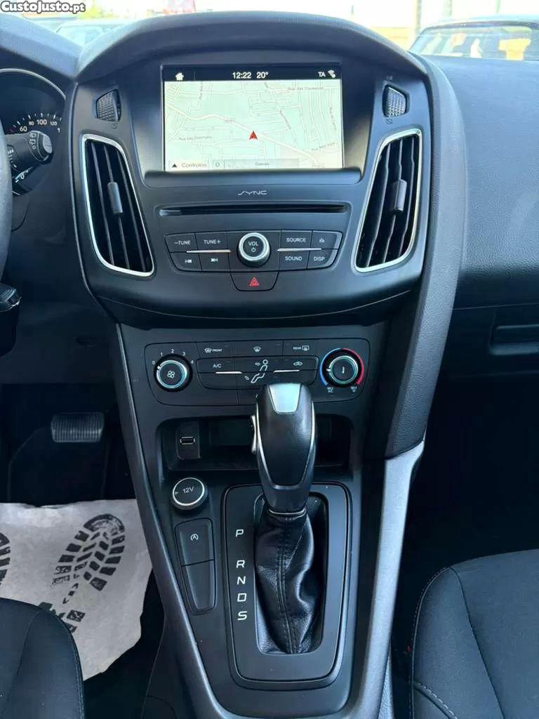 Ford Focus 1.5 ecoblue s&s aut. cool&connect — fotografia 11