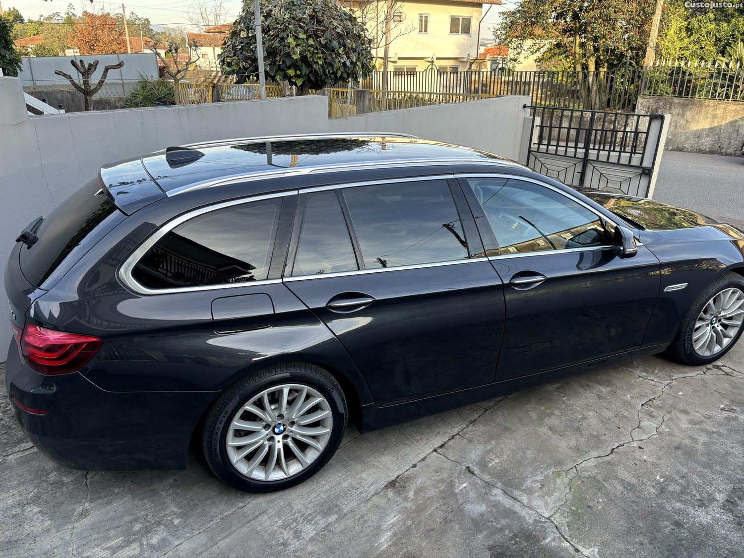BMW 520 D Touring 190cv Line Luxury — fotografia 9