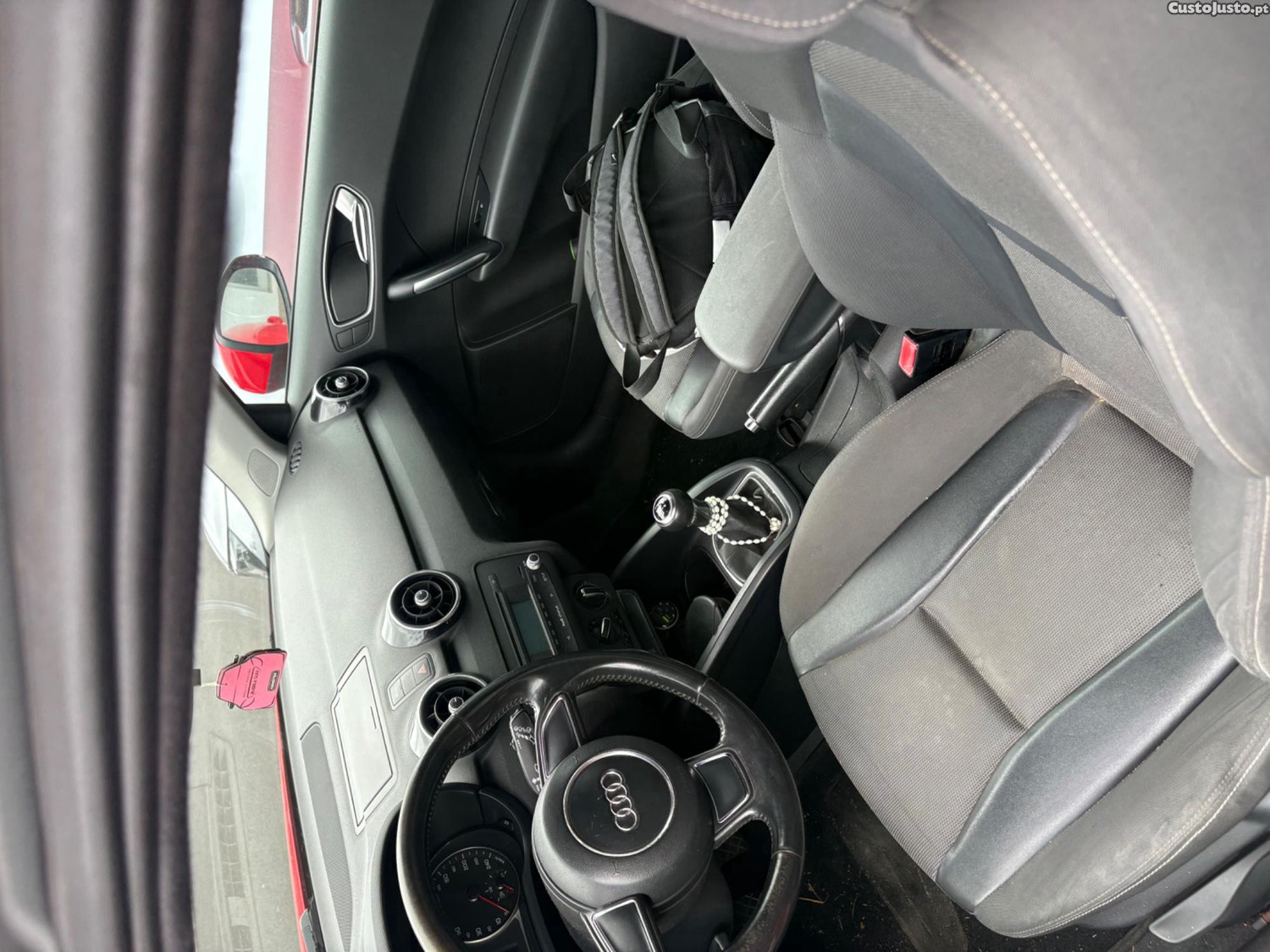 Audi A1 Attraction - 11 foto 5