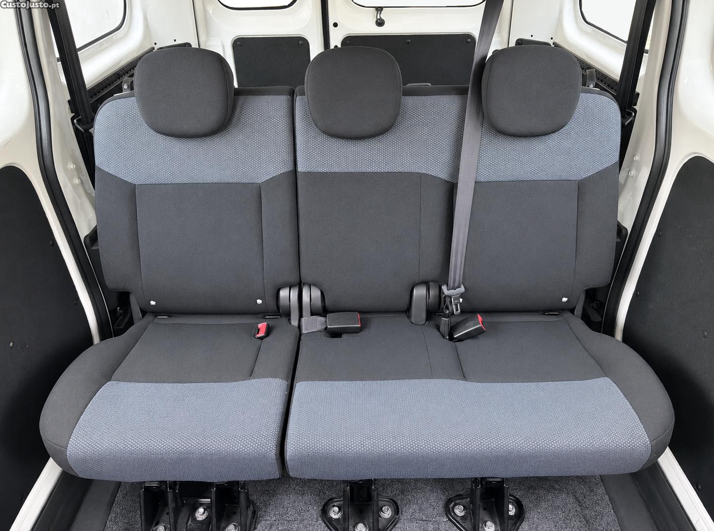 Nissan NV200 COMBI 40 KWH CONFORT 110 CV - NACIONAL - ELETRICO — fotografia 10
