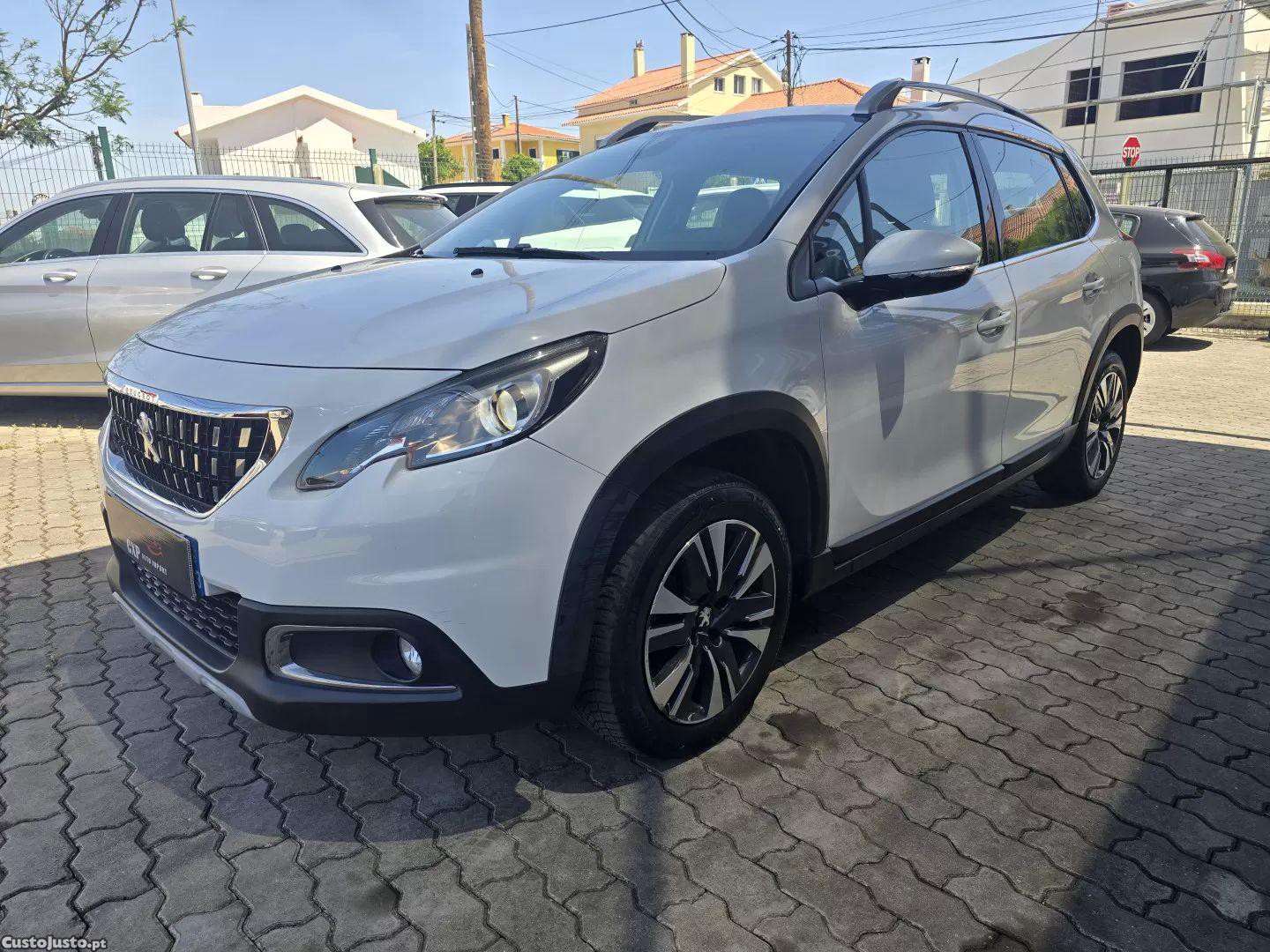 Peugeot 2008 1.2 puretech allure eat6 — fotografia 11