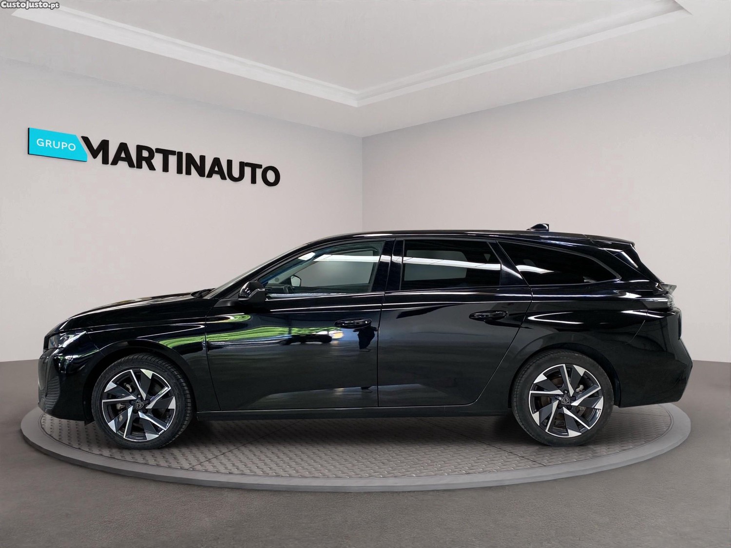 Peugeot 308 SW 1.2 PureTech Allure EAT8 — fotografia 14