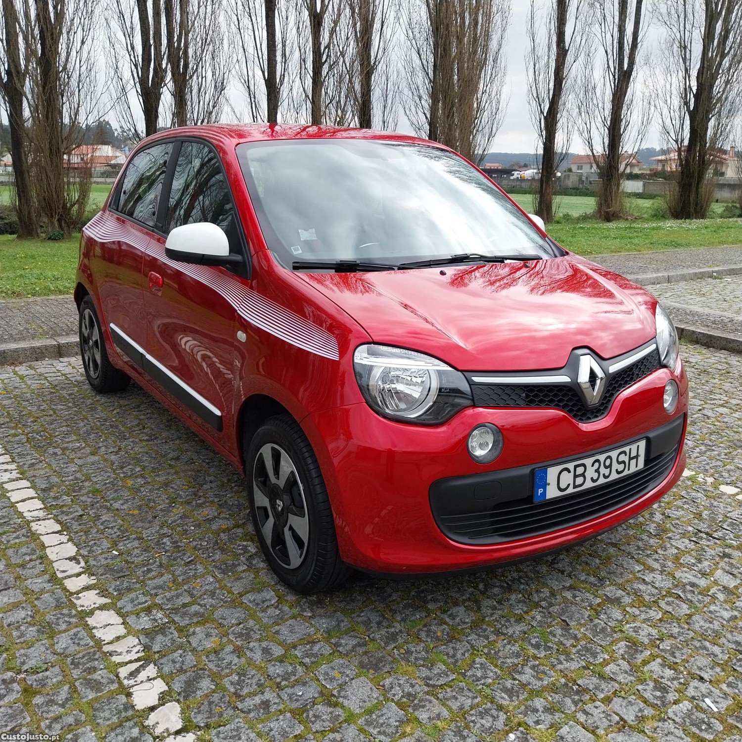 Renault Twingo 1.0 SCe Limited — fotografia 4
