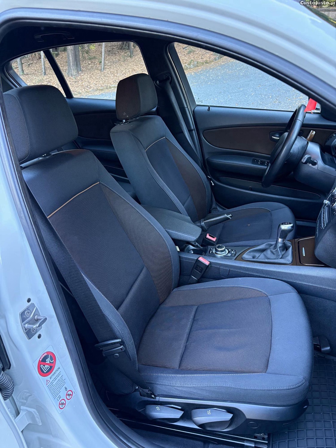 BMW 116 c/GPS 2.0d cv — fotografia 15