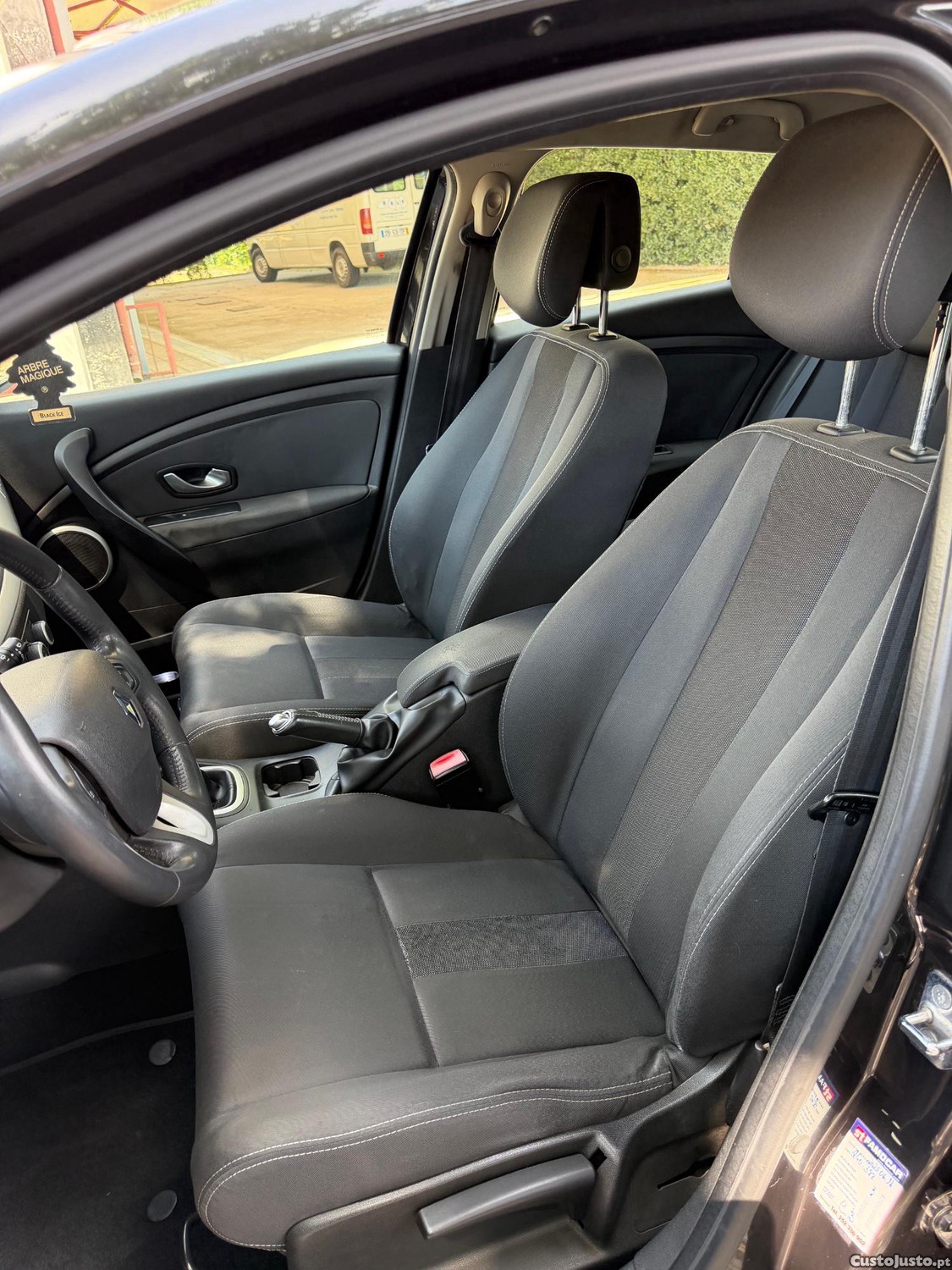 Renault Mégane III 1.5 dci 105cv — fotografia 17
