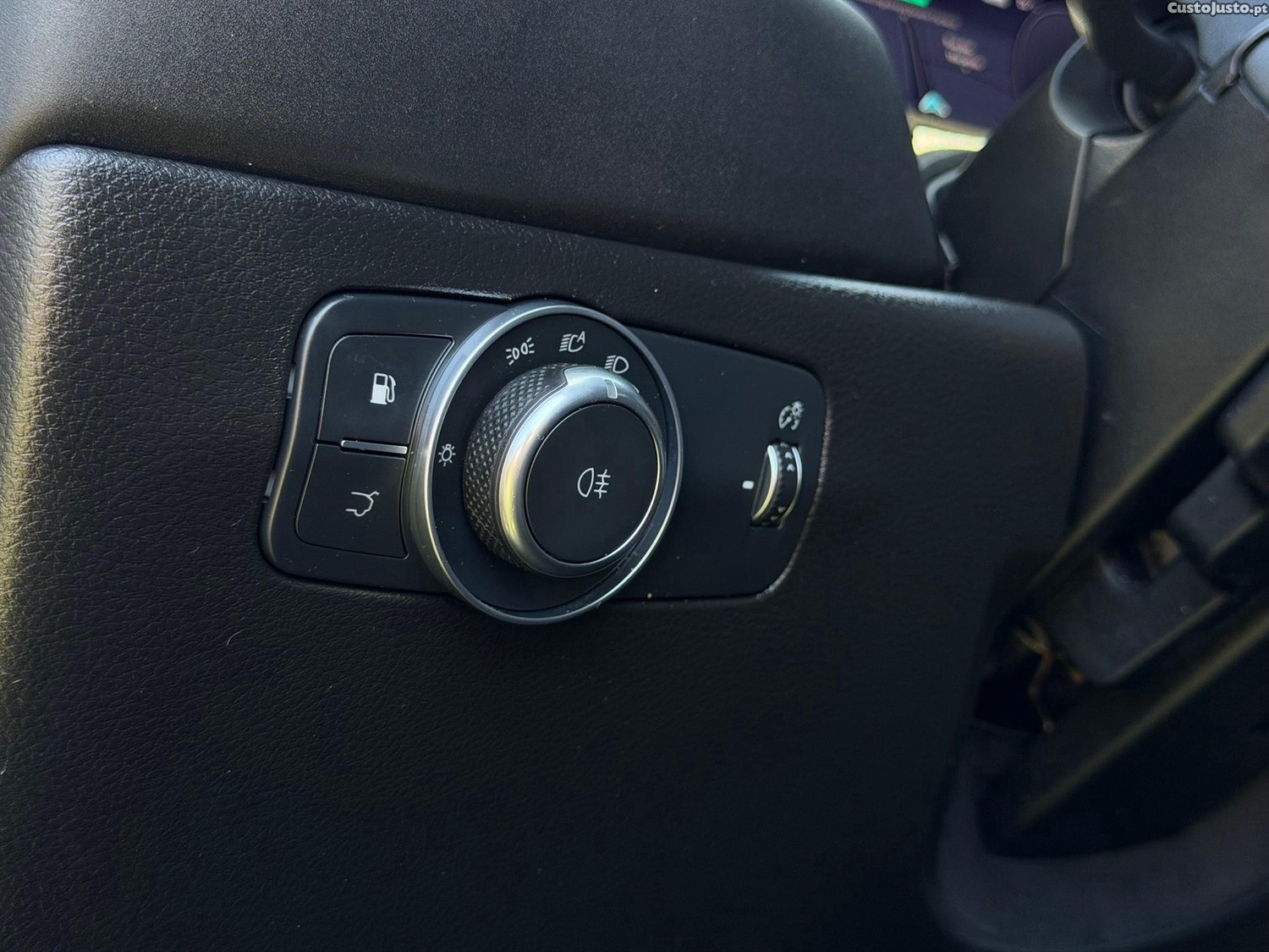 Alfa Romeo Tonale 1.3 Plug-In Hybrid TI e-AWD — fotografia 5