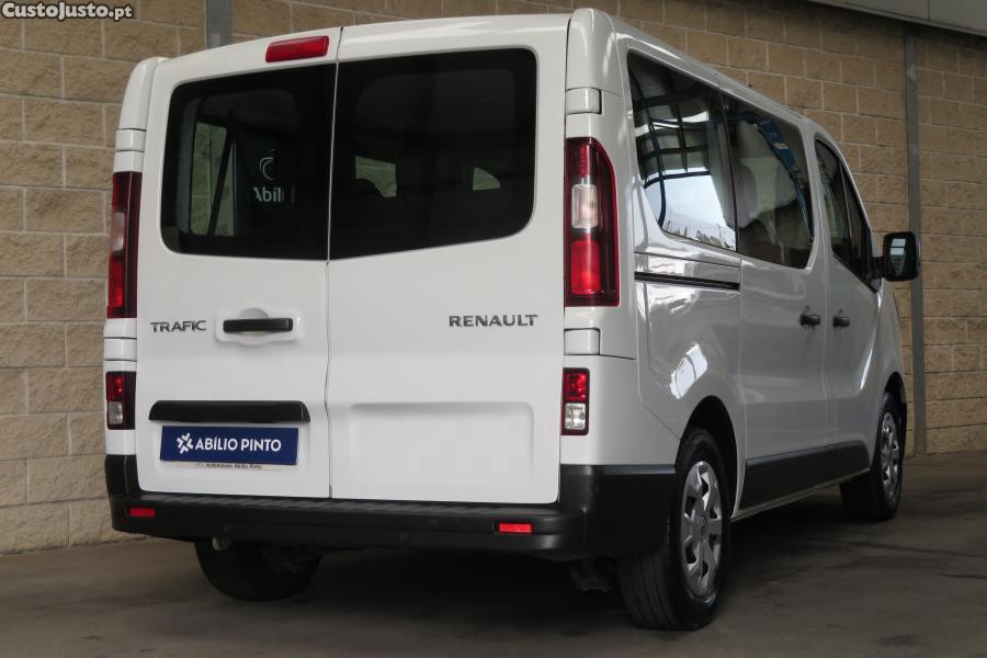 Renault Trafic 2.0 Blue dCi L1 Inte — fotografia 7