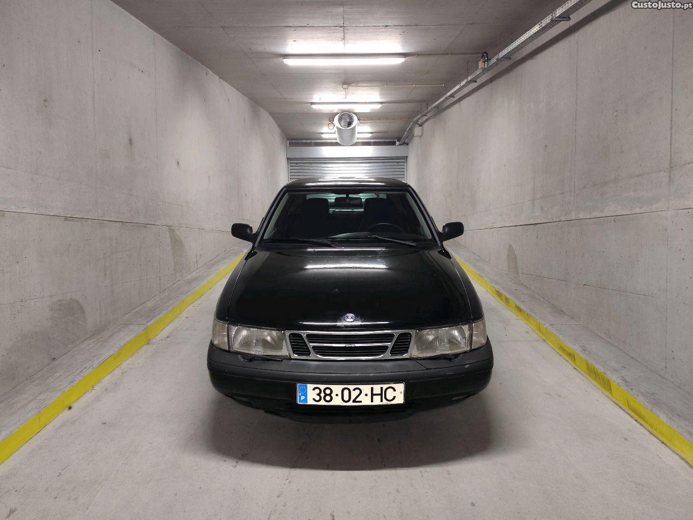 Saab 900 SE Coupe — fotografia 7
