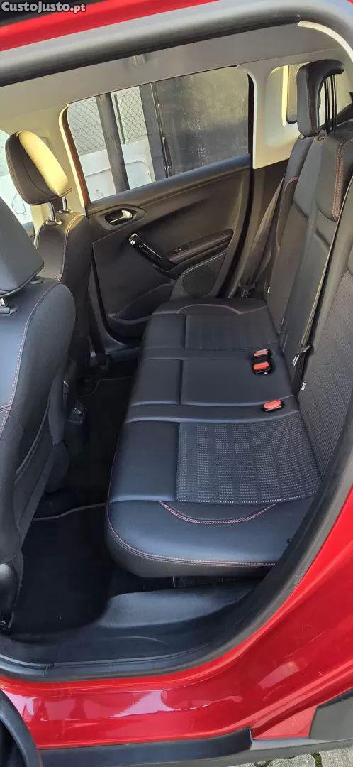 Peugeot 2008 1.2 puretech gt line eat6 — fotografia 13