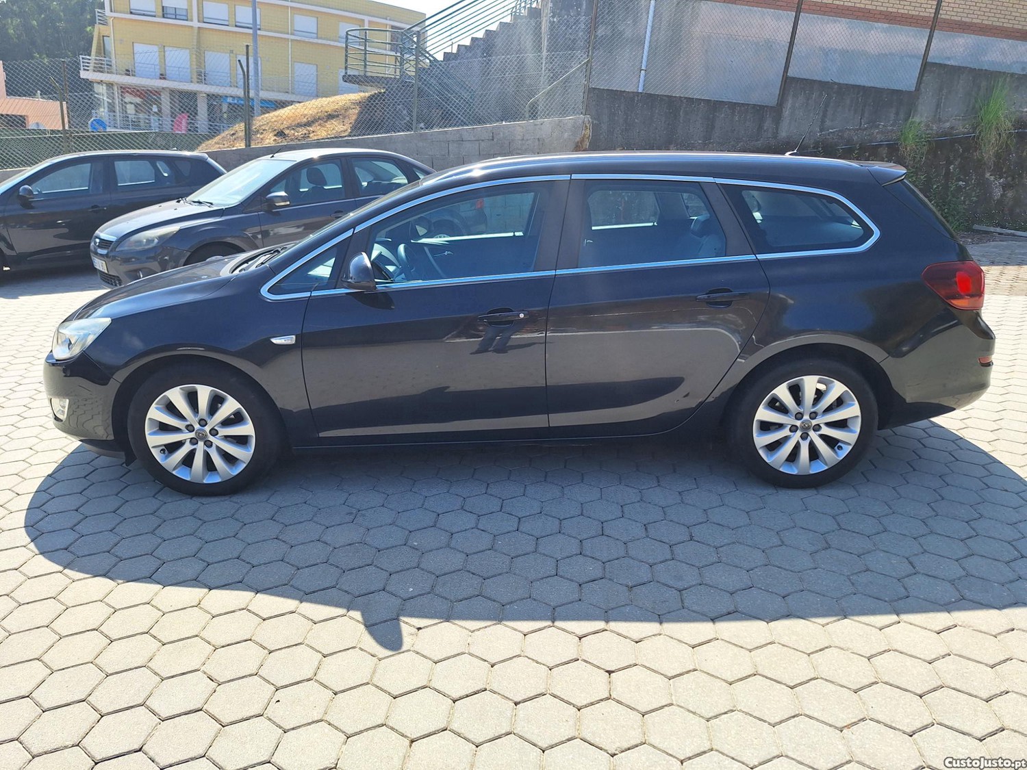 Opel Astra SPORTS TOURER — fotografia 8