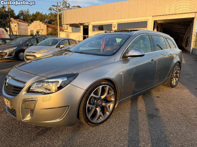 Opel Insignia Sport Tourer 2.8 V6 Turbo OPC 4x4 - 15 foto 2